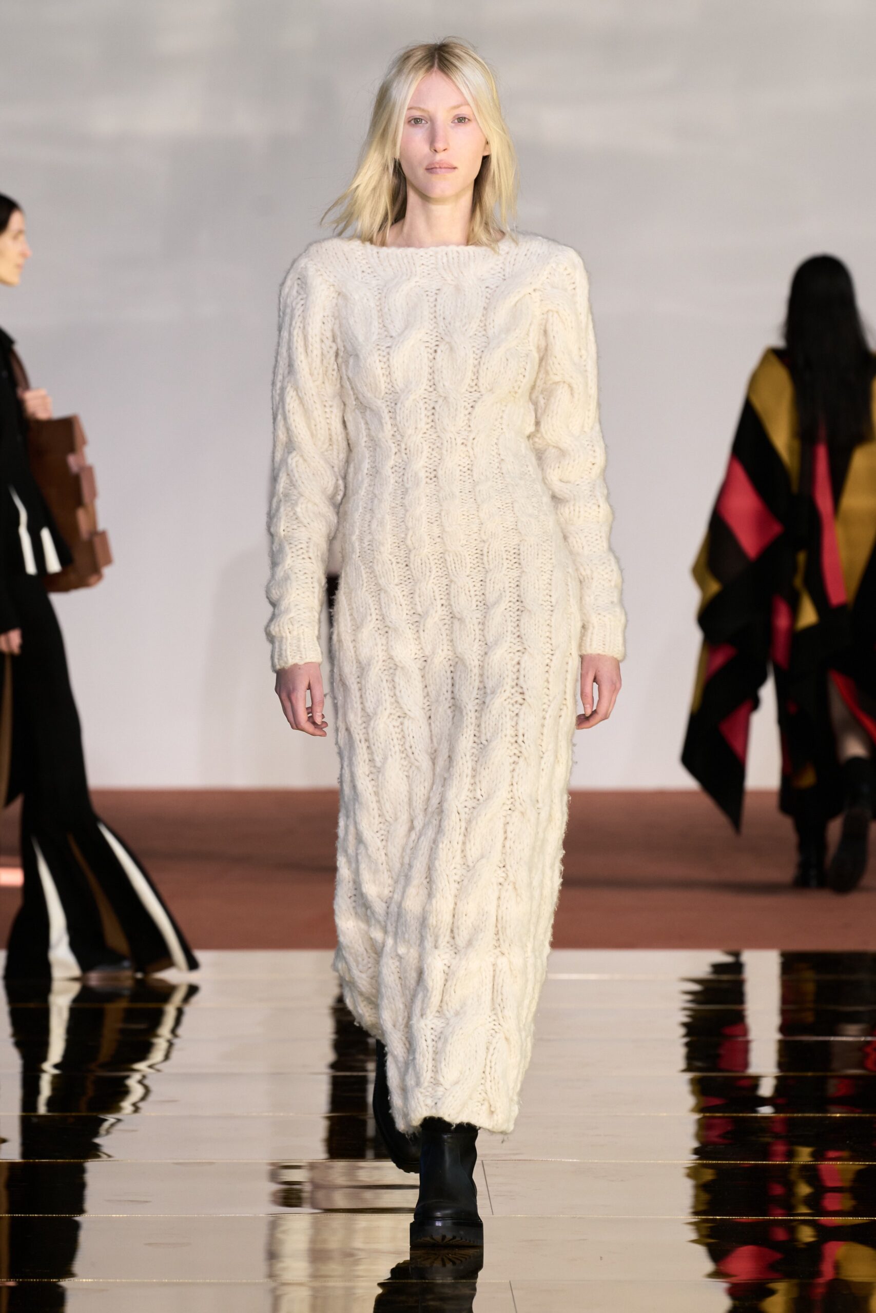 Gabriela Hearst F/W 23 Look 19