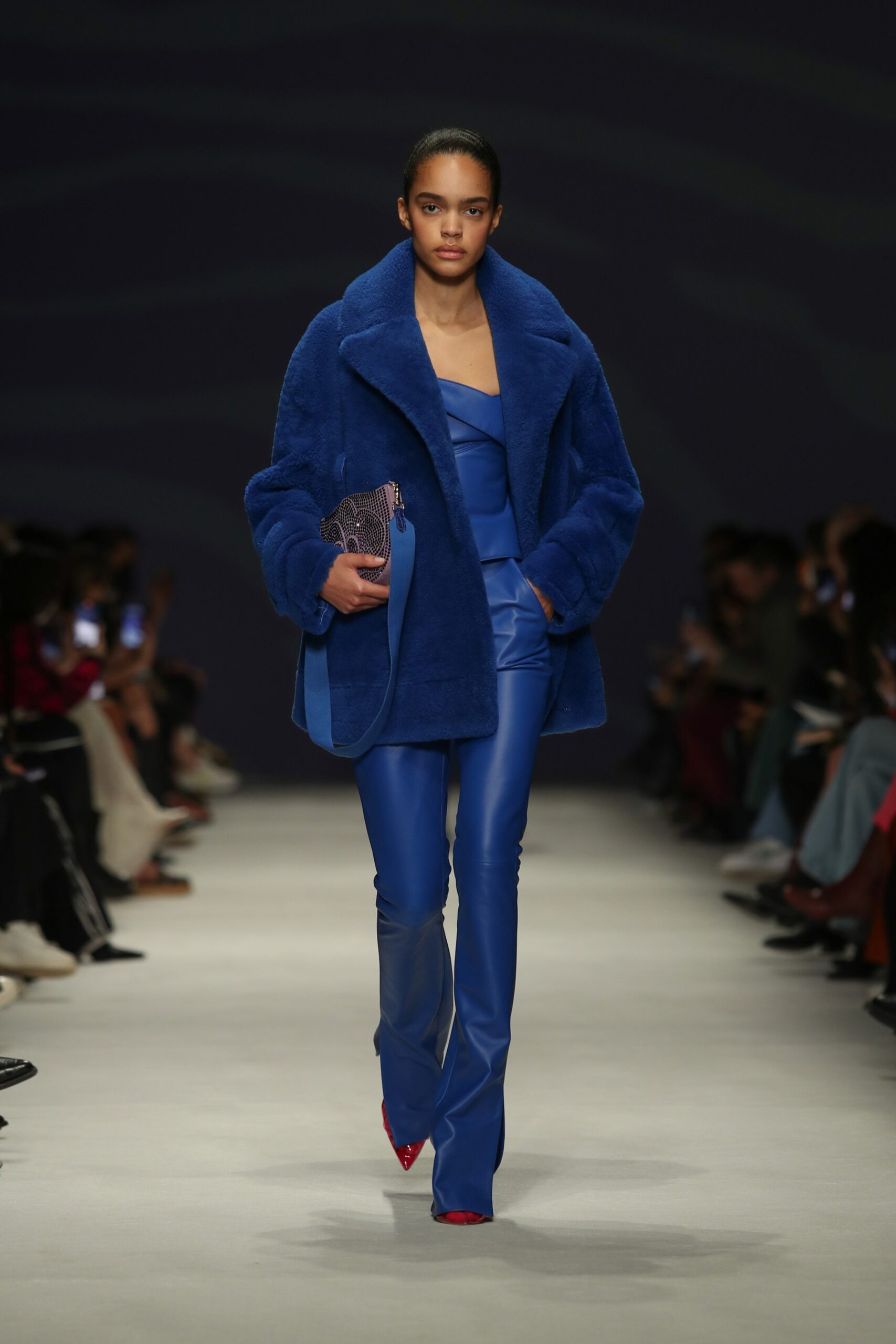 Genny F/W 22 Look 20