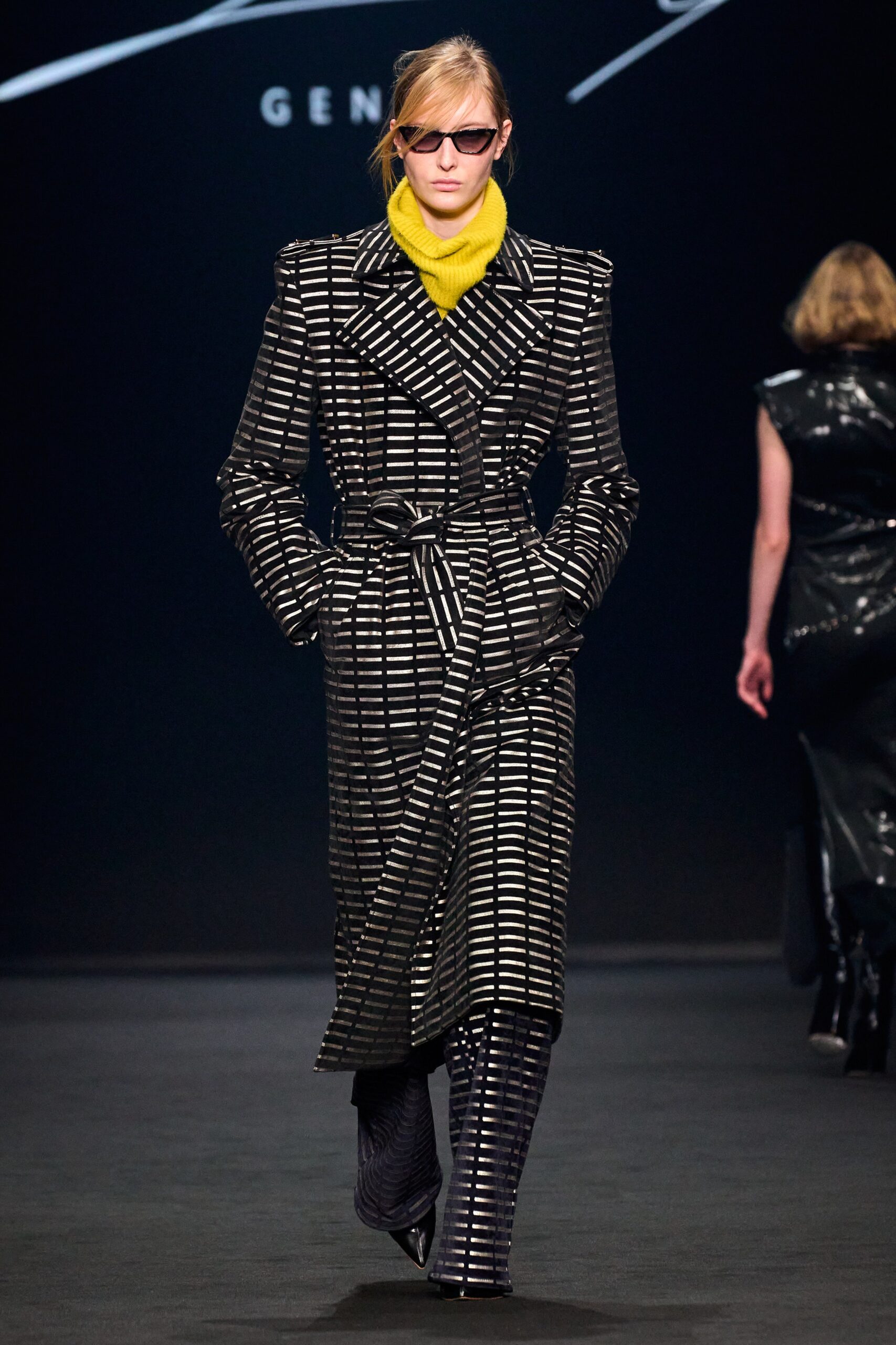 Genny F/W 23 Look 19