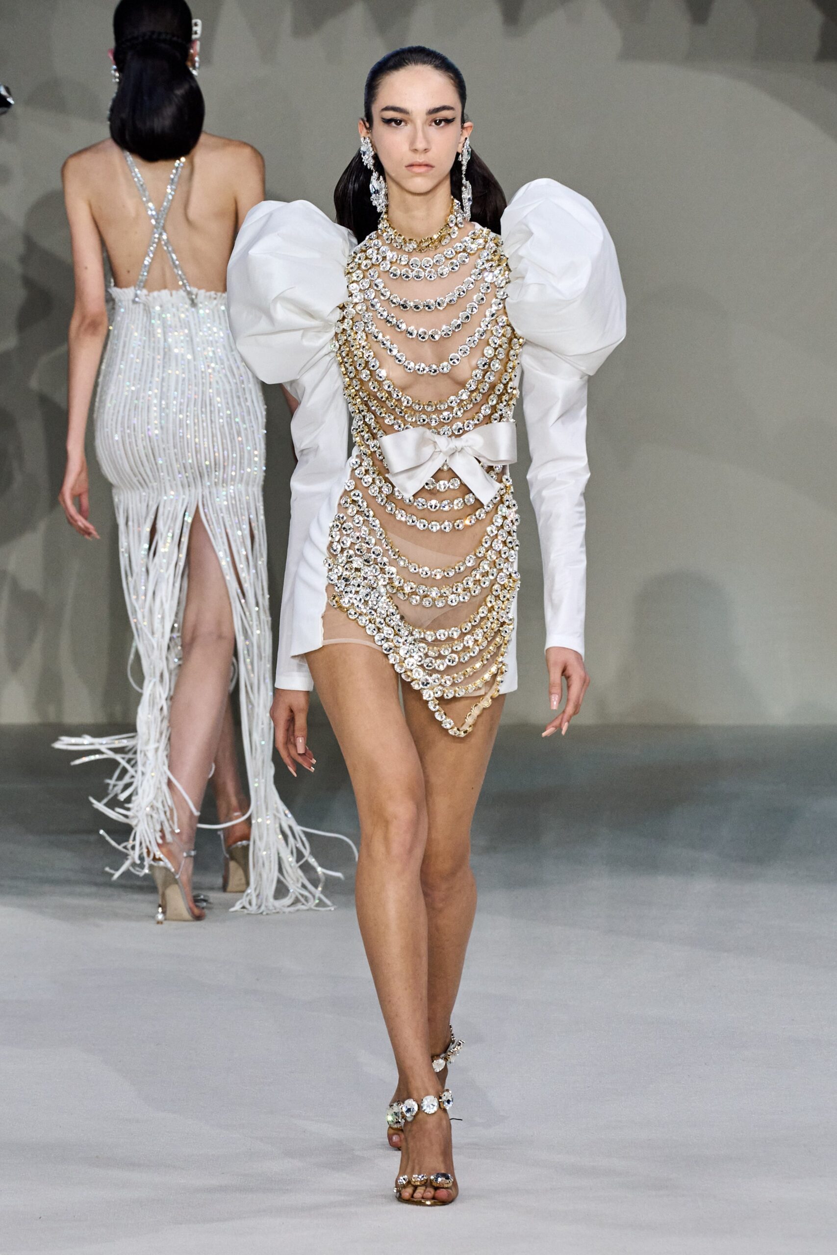 Giambattista Valli F/W 22 Couture Look 19