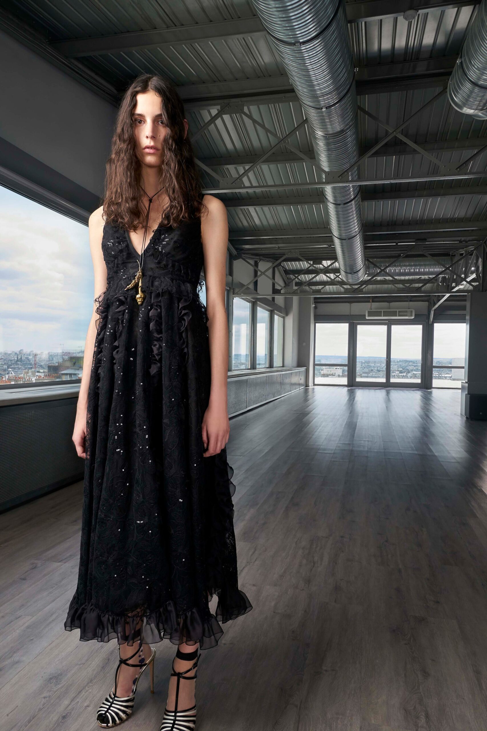 Giambattista Valli Resort 19 Look 19
