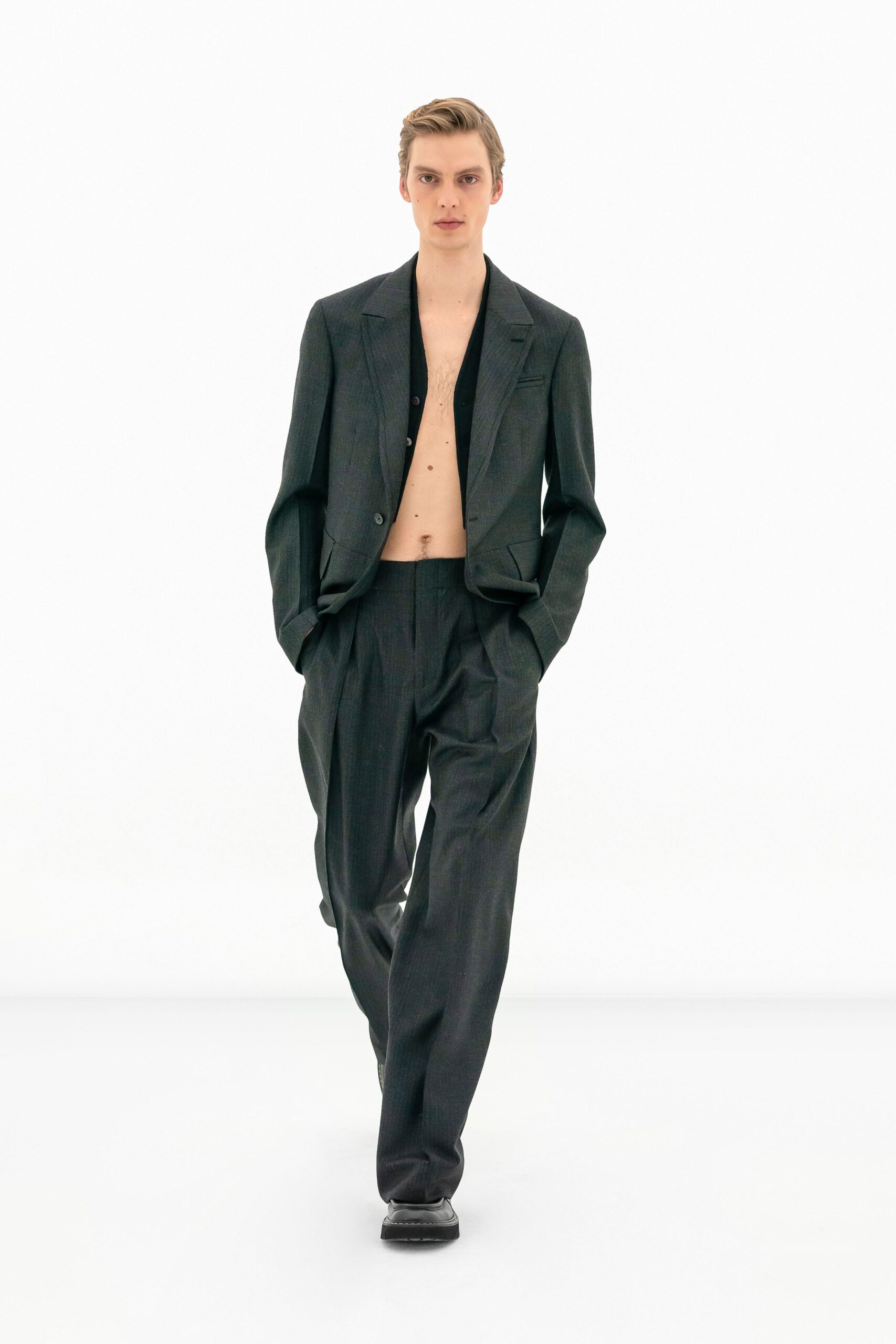 Ferragamo F/W 22 Look 19