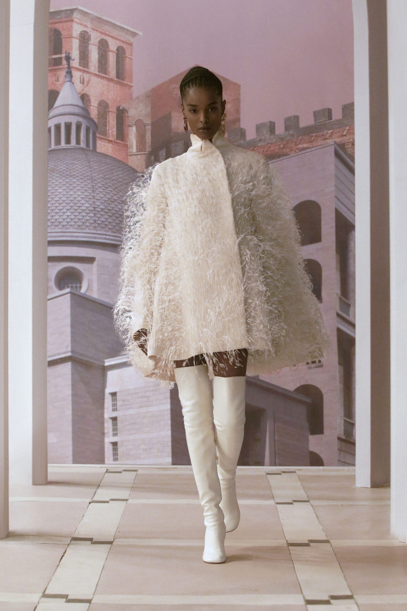 Fendi F/W 21 Couture Look 21