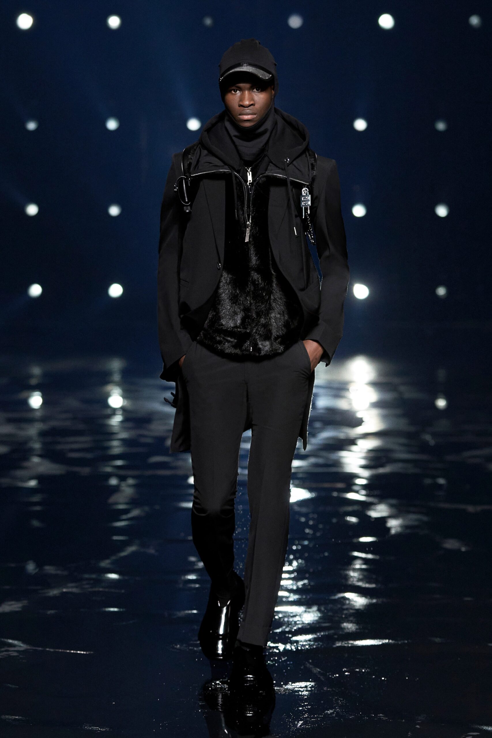 Givenchy F/W 21 Look 20