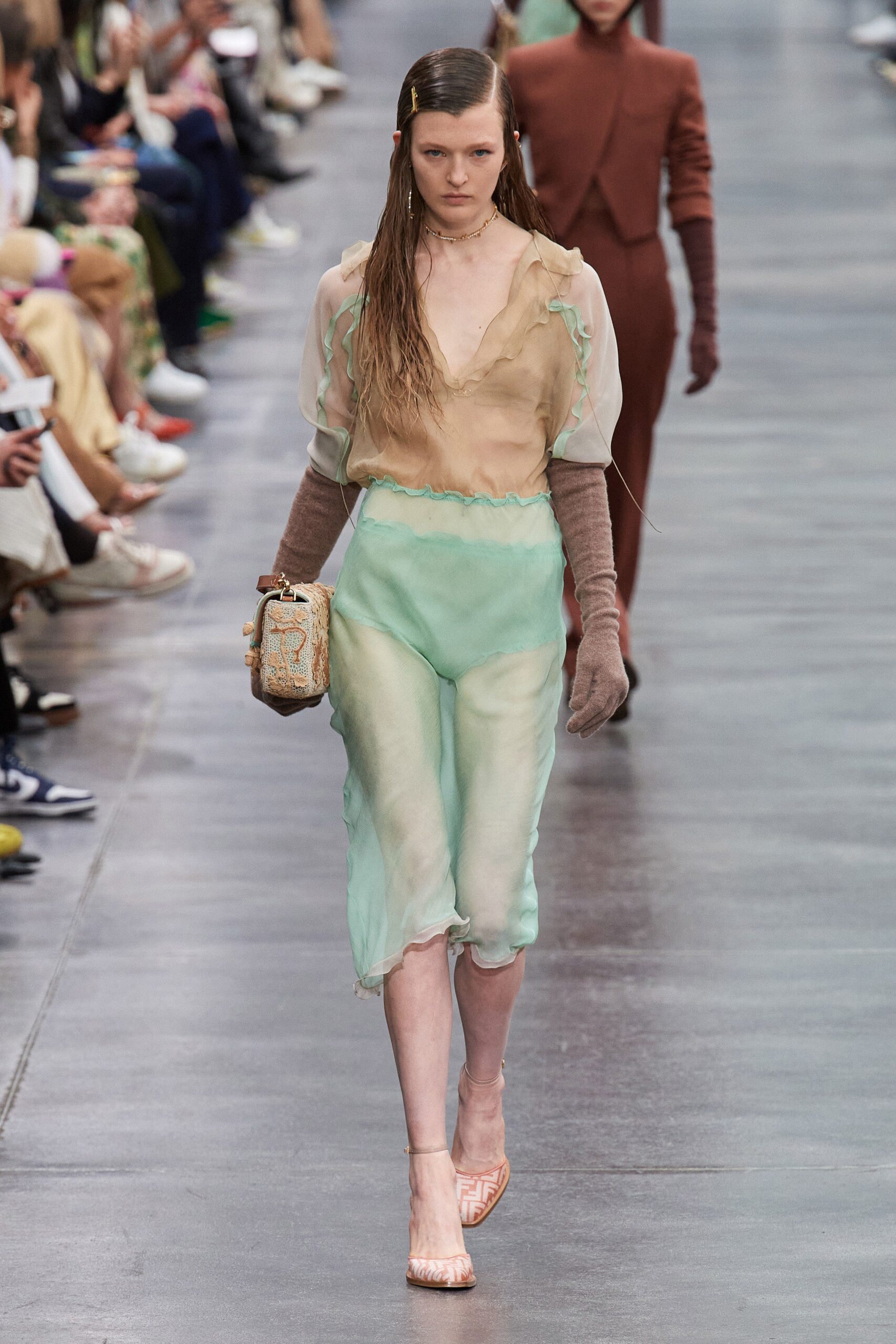 Fendi F/W 22 Look 20