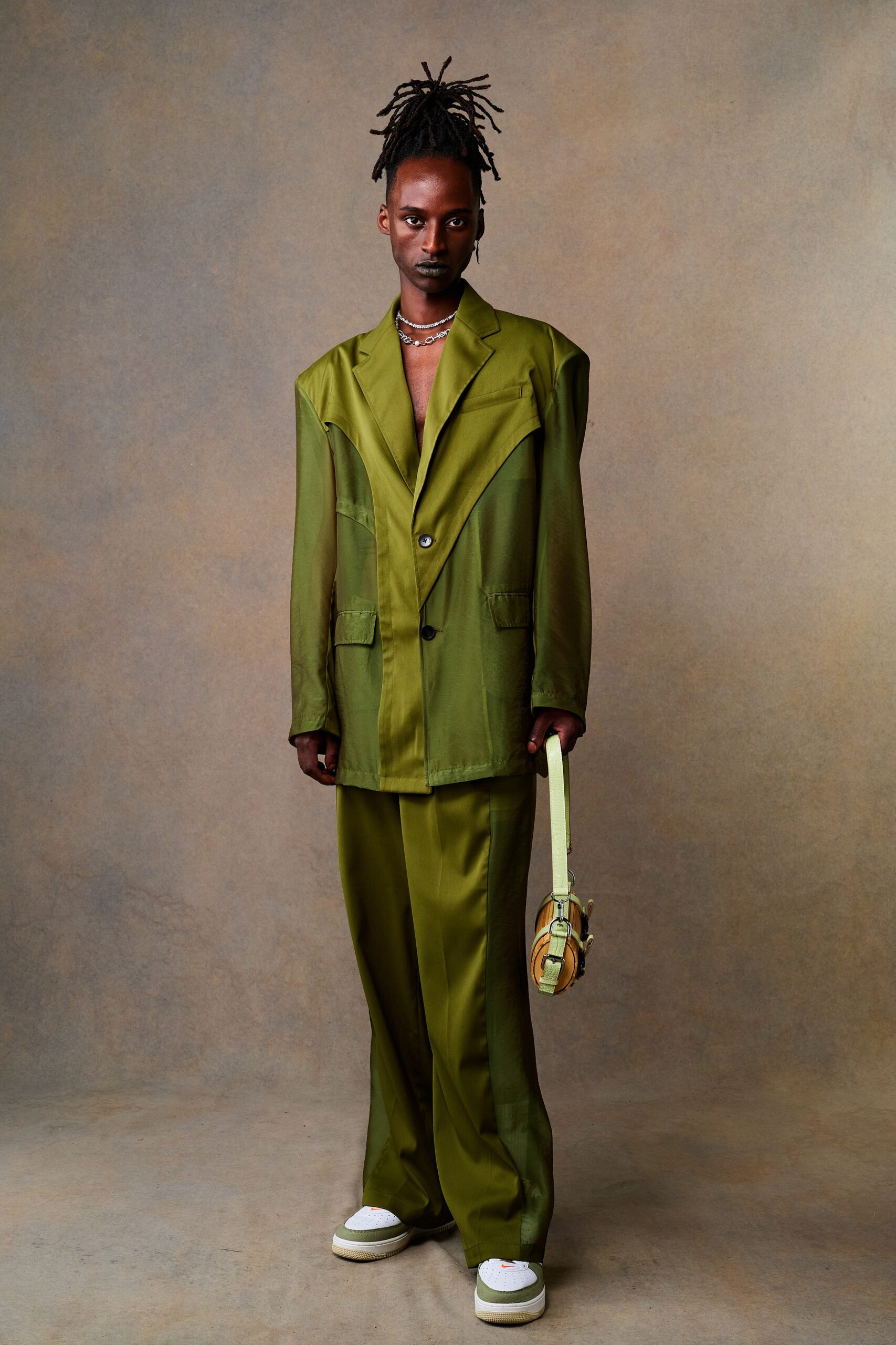Feng Chen Wang S/S 23 Menswear Look 19
