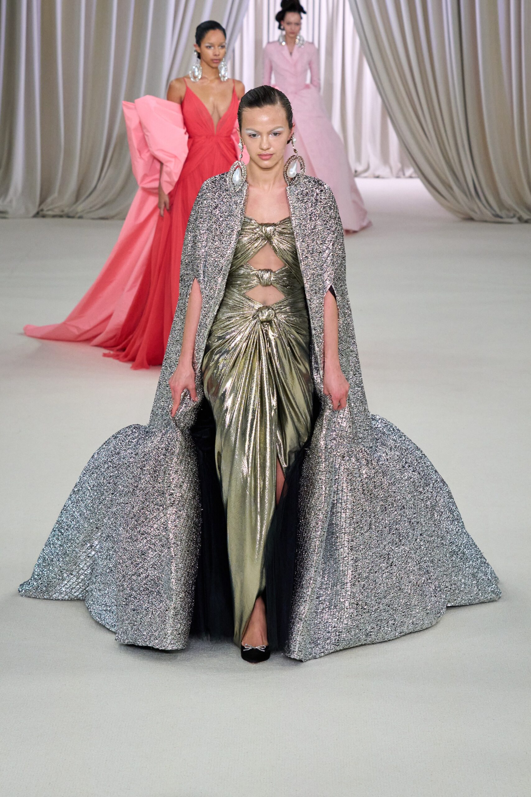 Giambattista Valli S/S 23 Couture Look 20