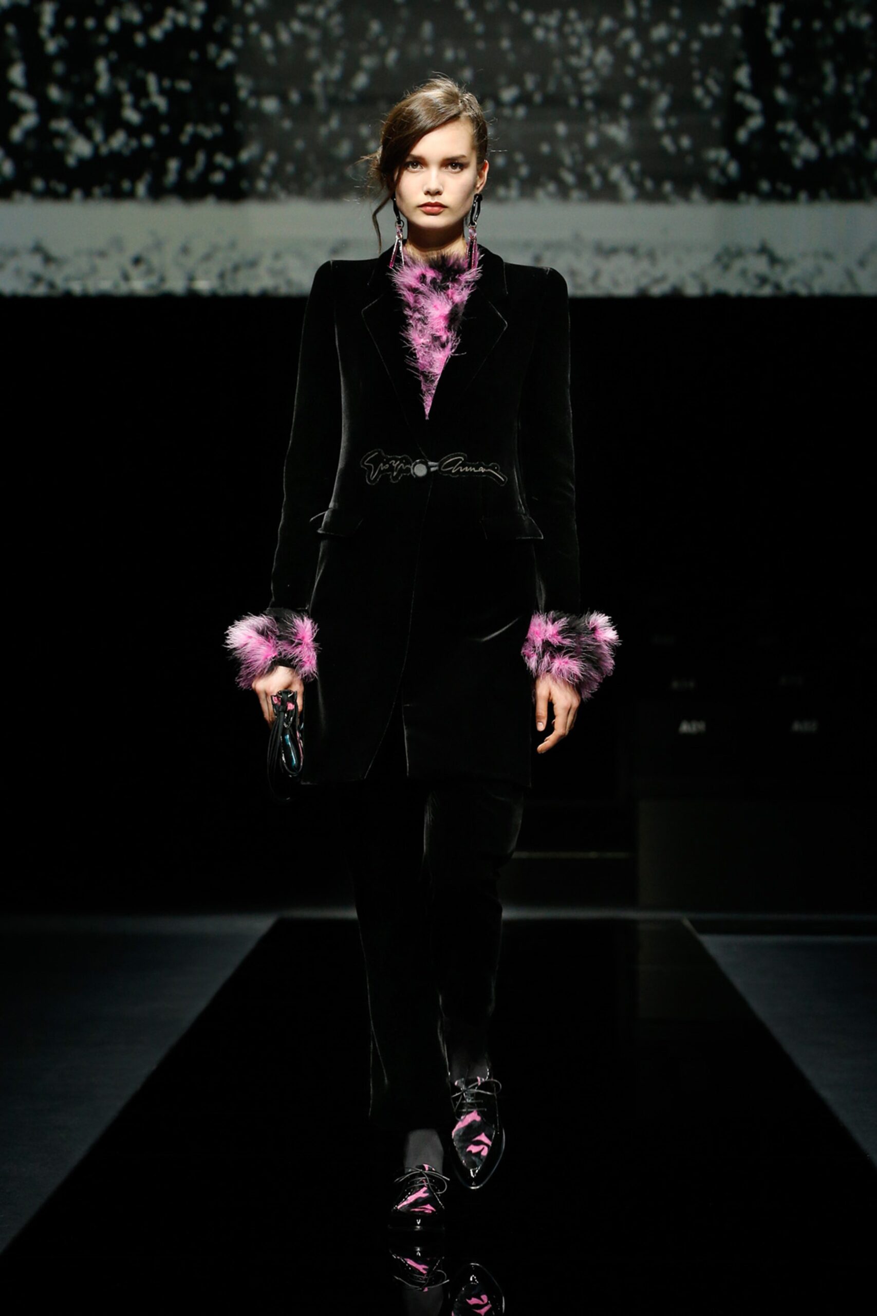 Giorgio Armani F/W 20 Look 20