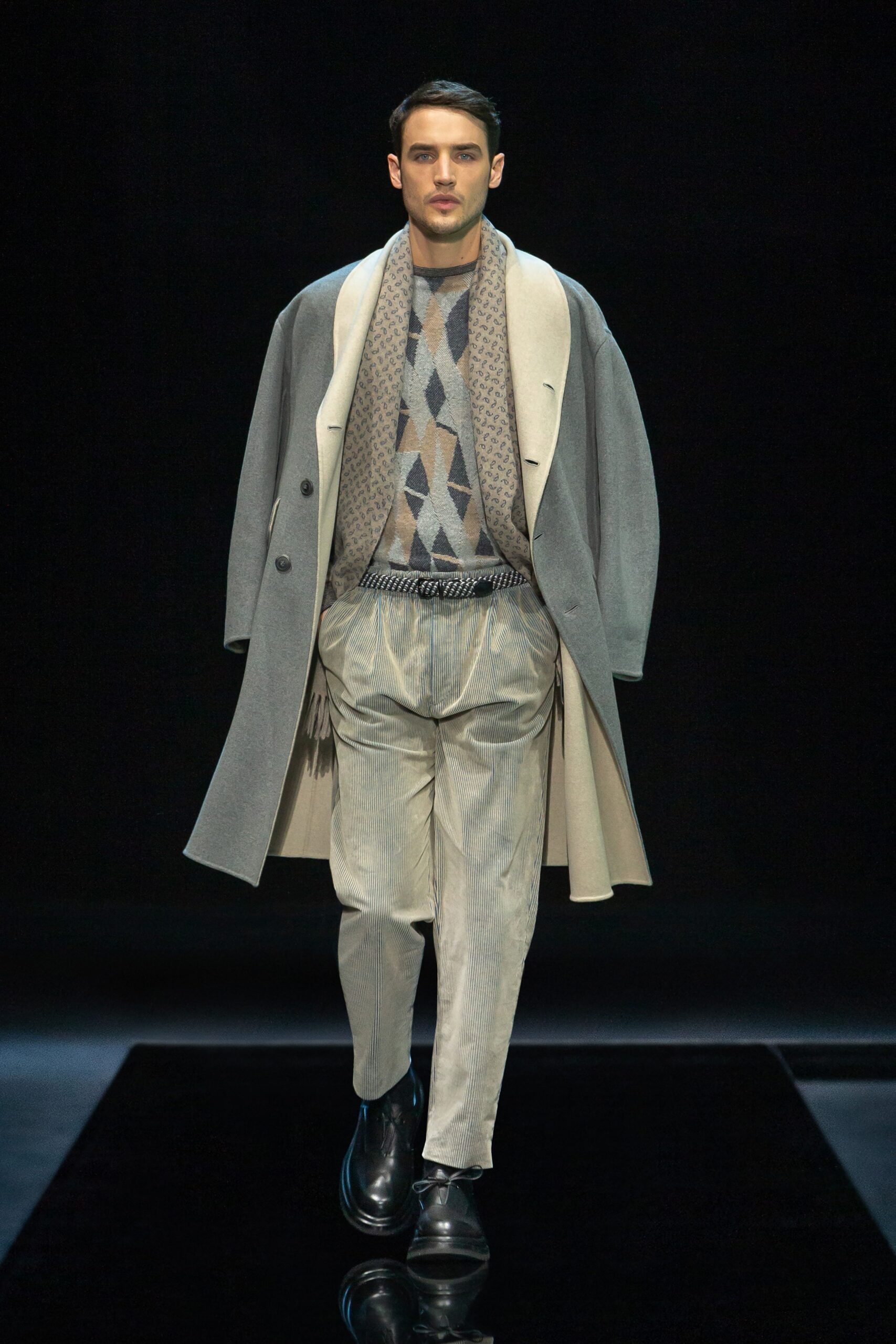 Giorgio Armani F/W 21 Menswear Look 21