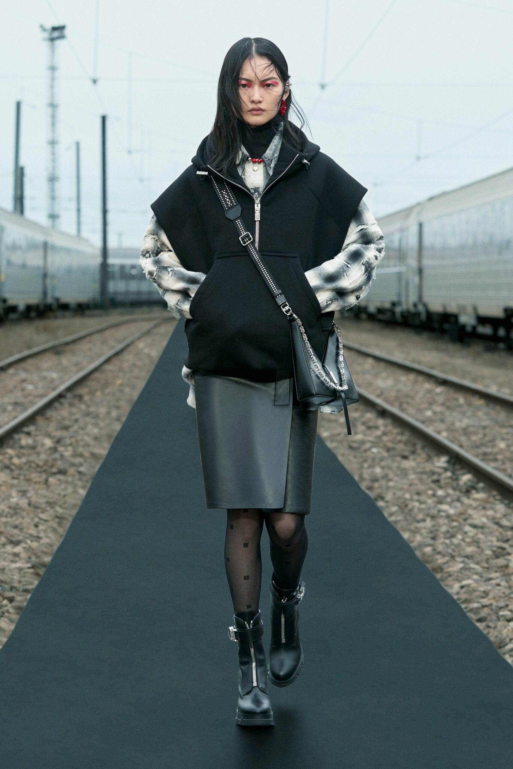 Givenchy Resort 22 Look 21