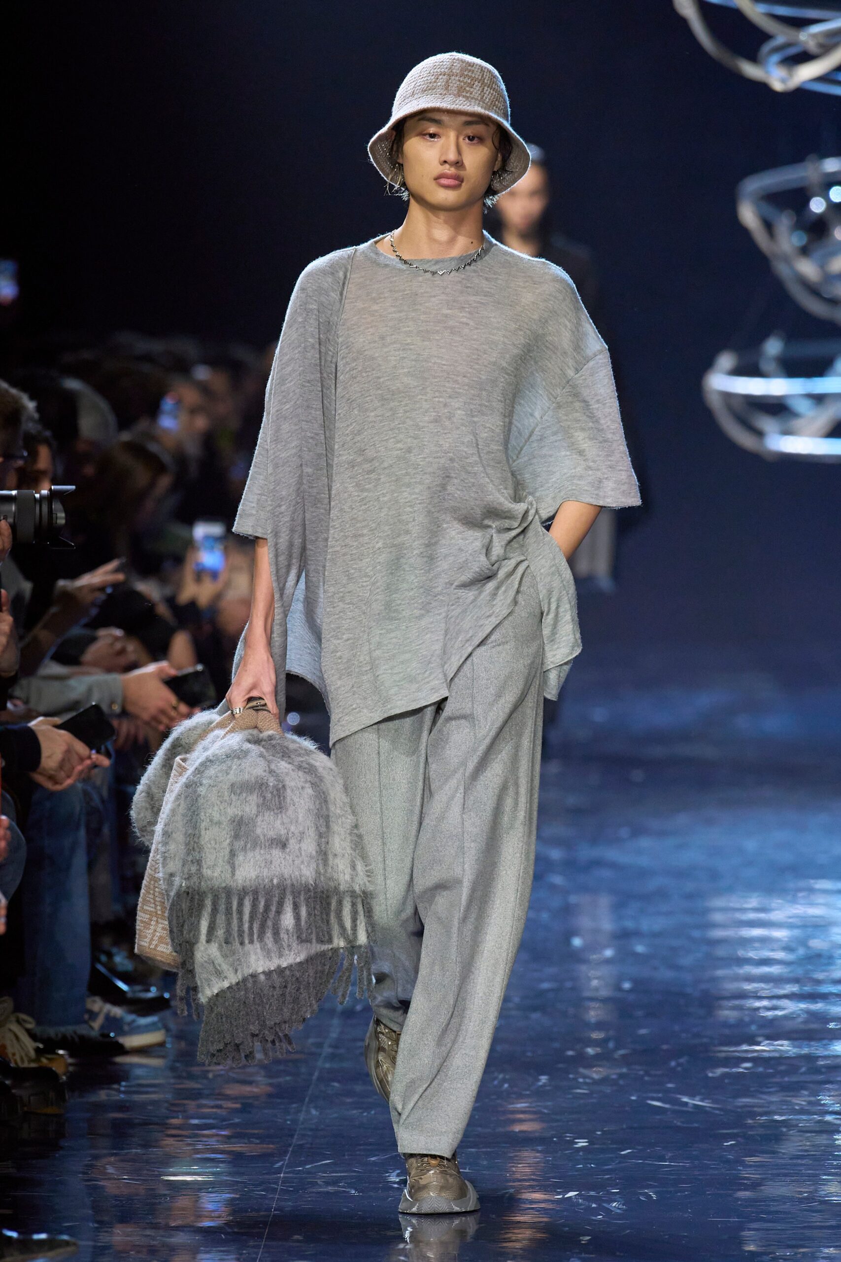 Fendi F/W 23 Menswear Look 21