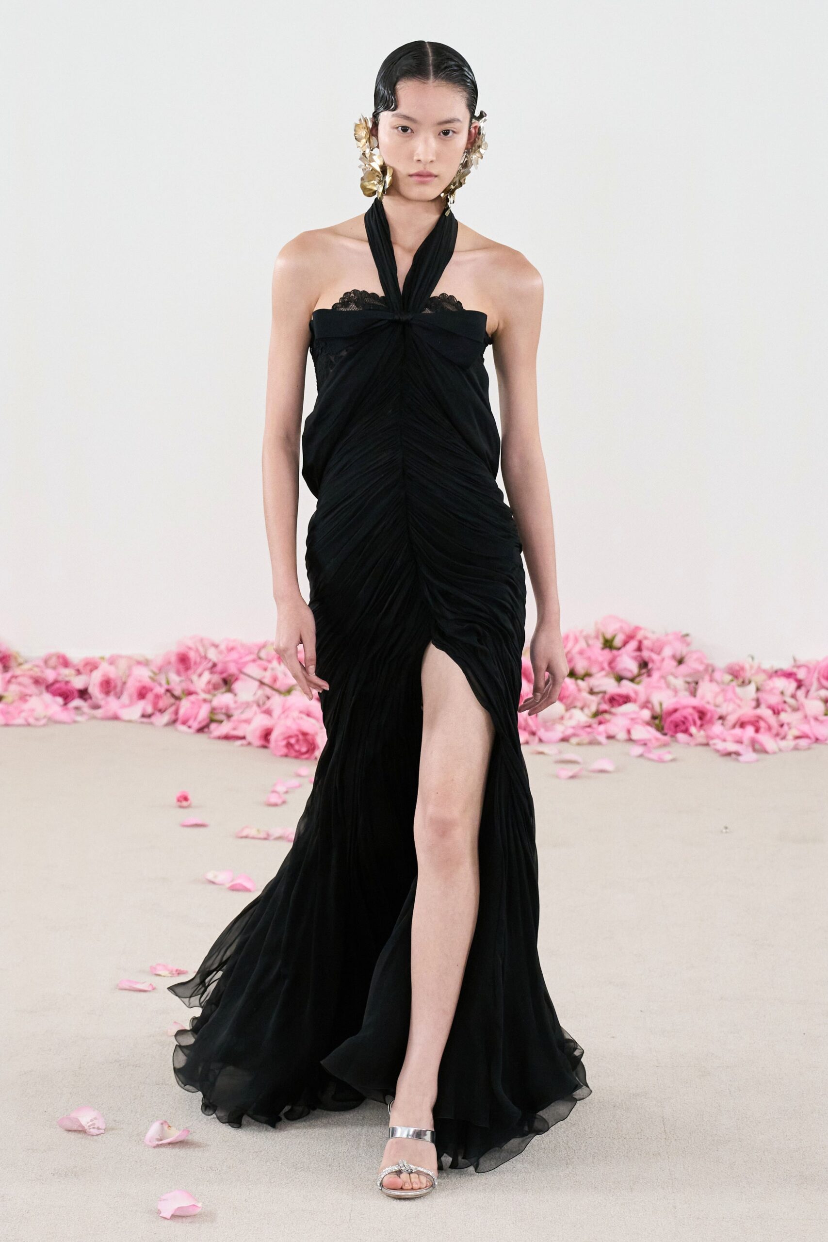 Giambattista Valli F/W 23 Couture Look 21