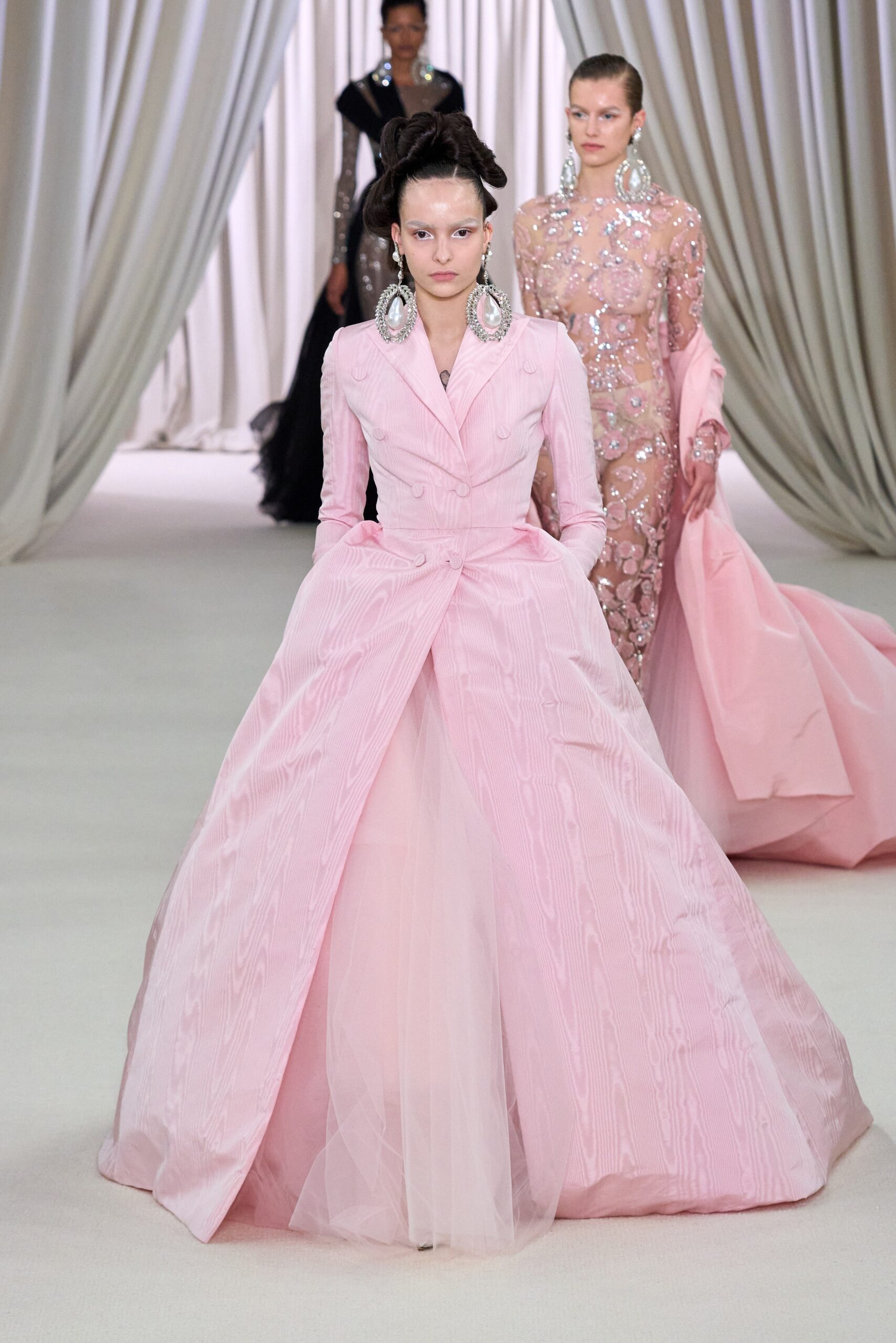 Giambattista Valli S/S 23 Couture Look 21