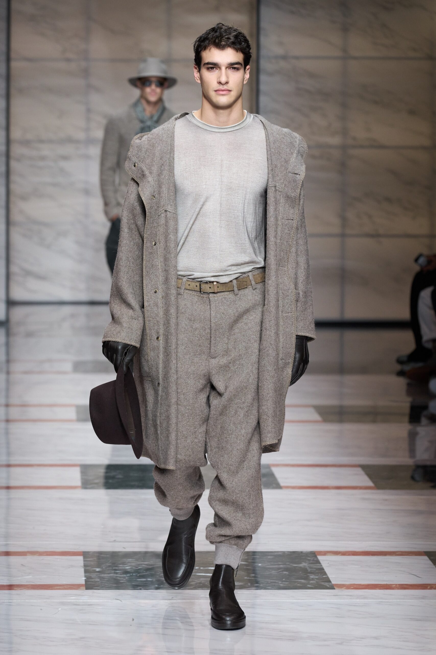 Giorgio Armani F/W 23 Menswear Look 21