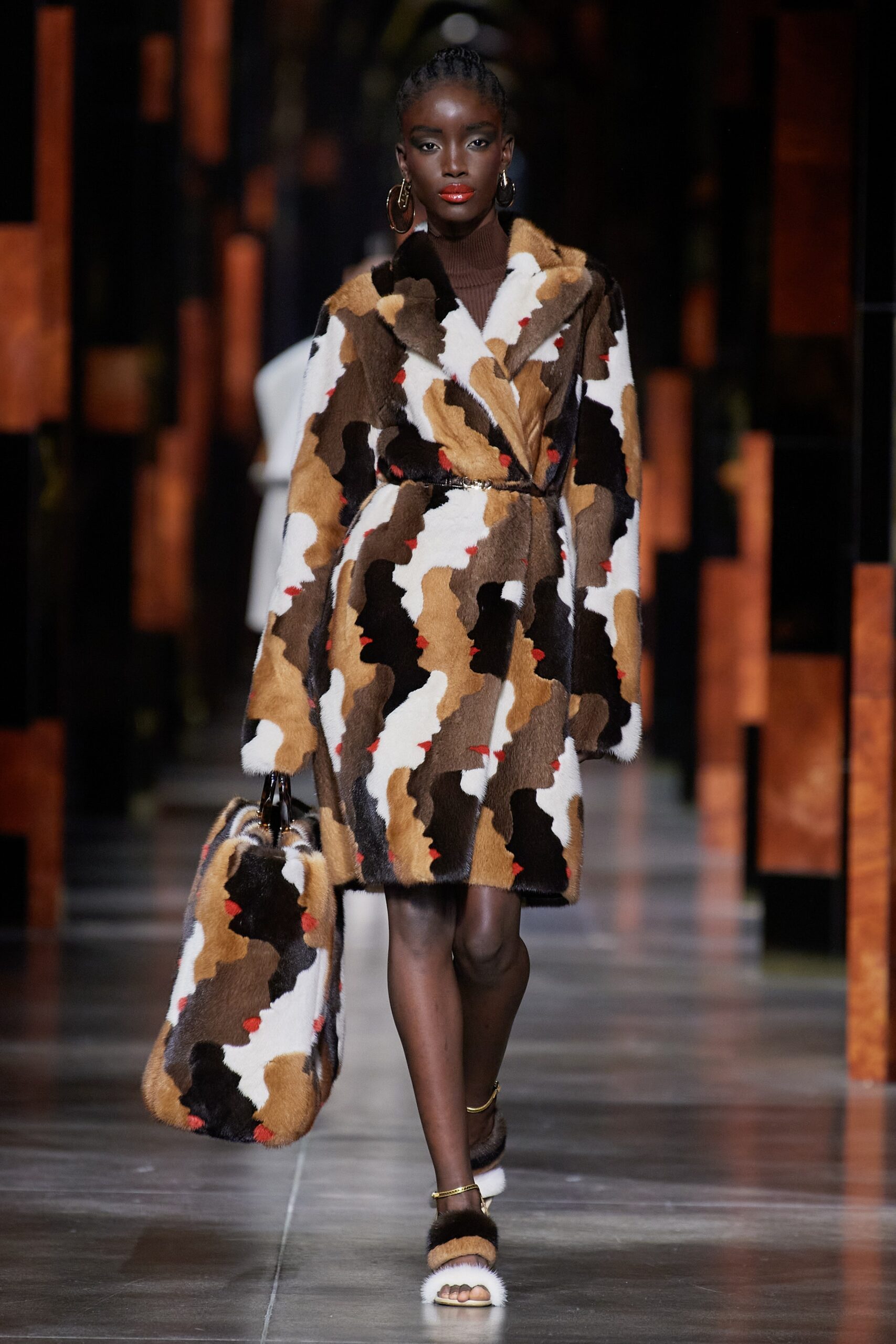 Fendi S/S 22 Look 22