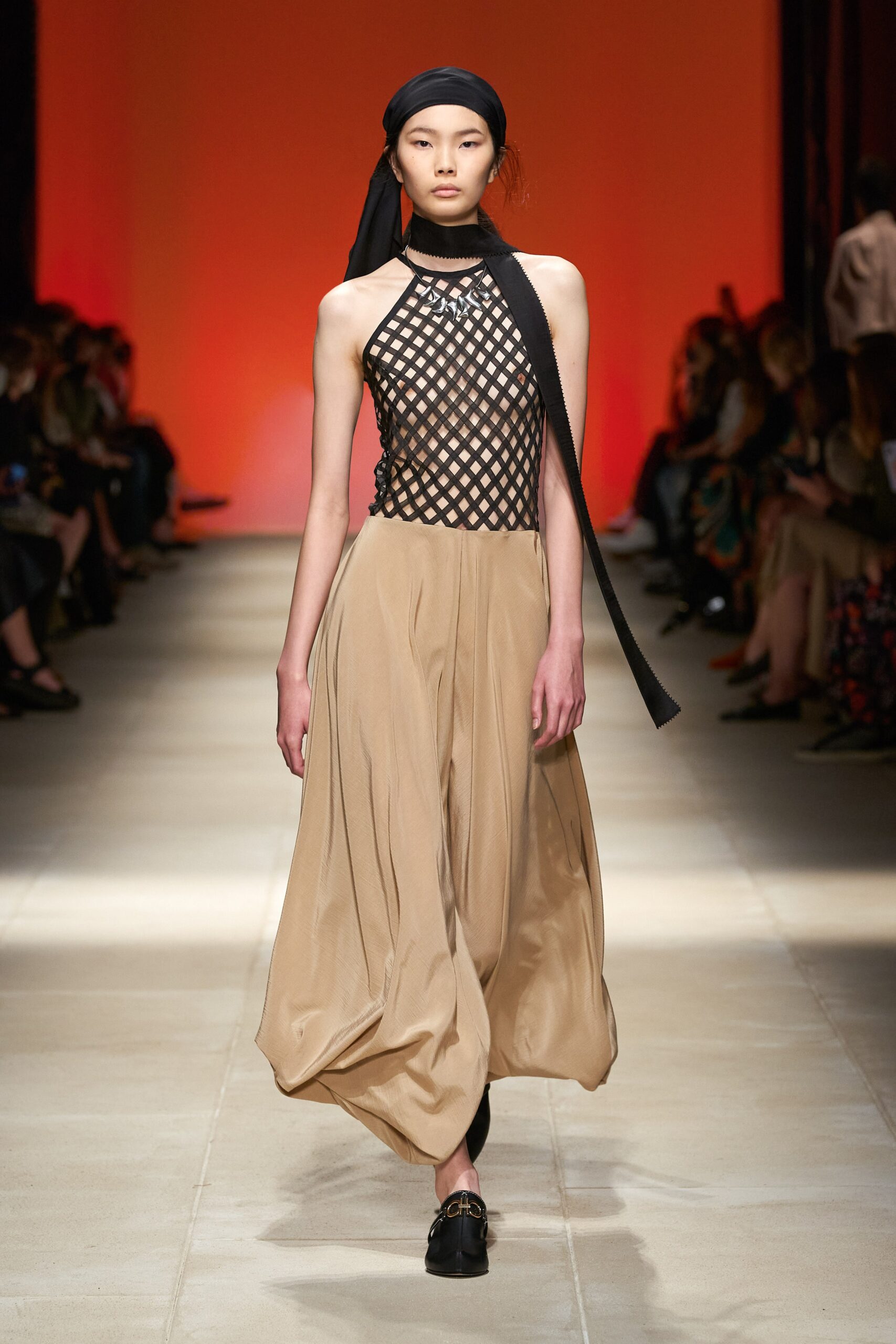 Ferragamo S/S 22 Look 22