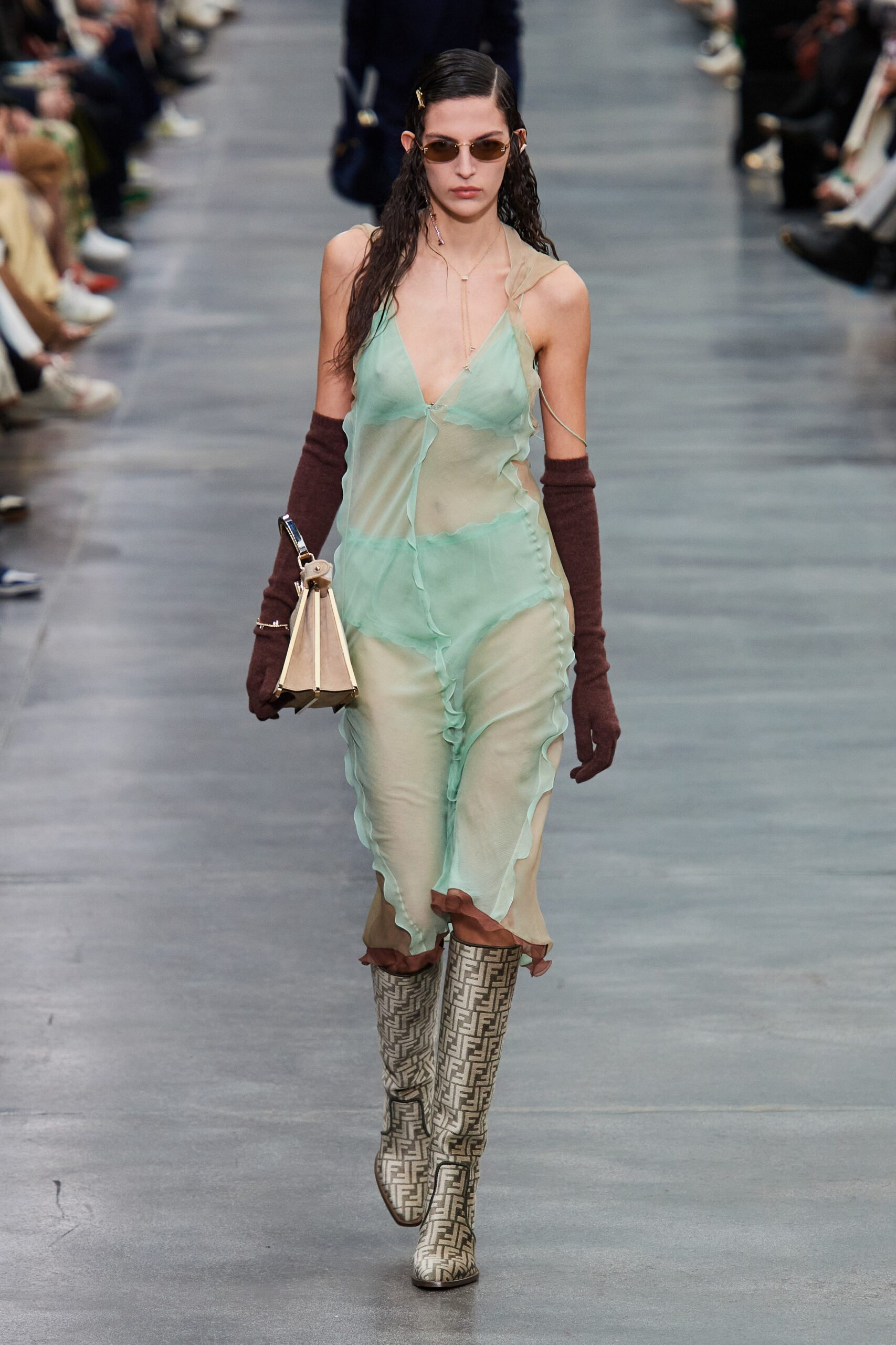 Fendi F/W 22 Look 22