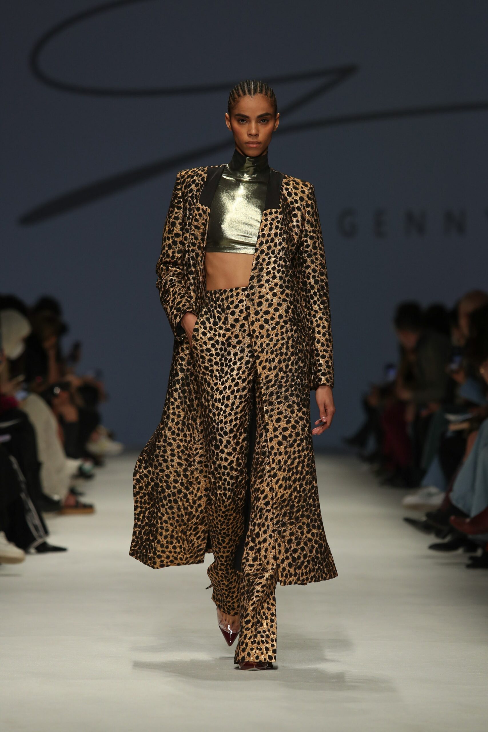 Genny F/W 22 Look 23