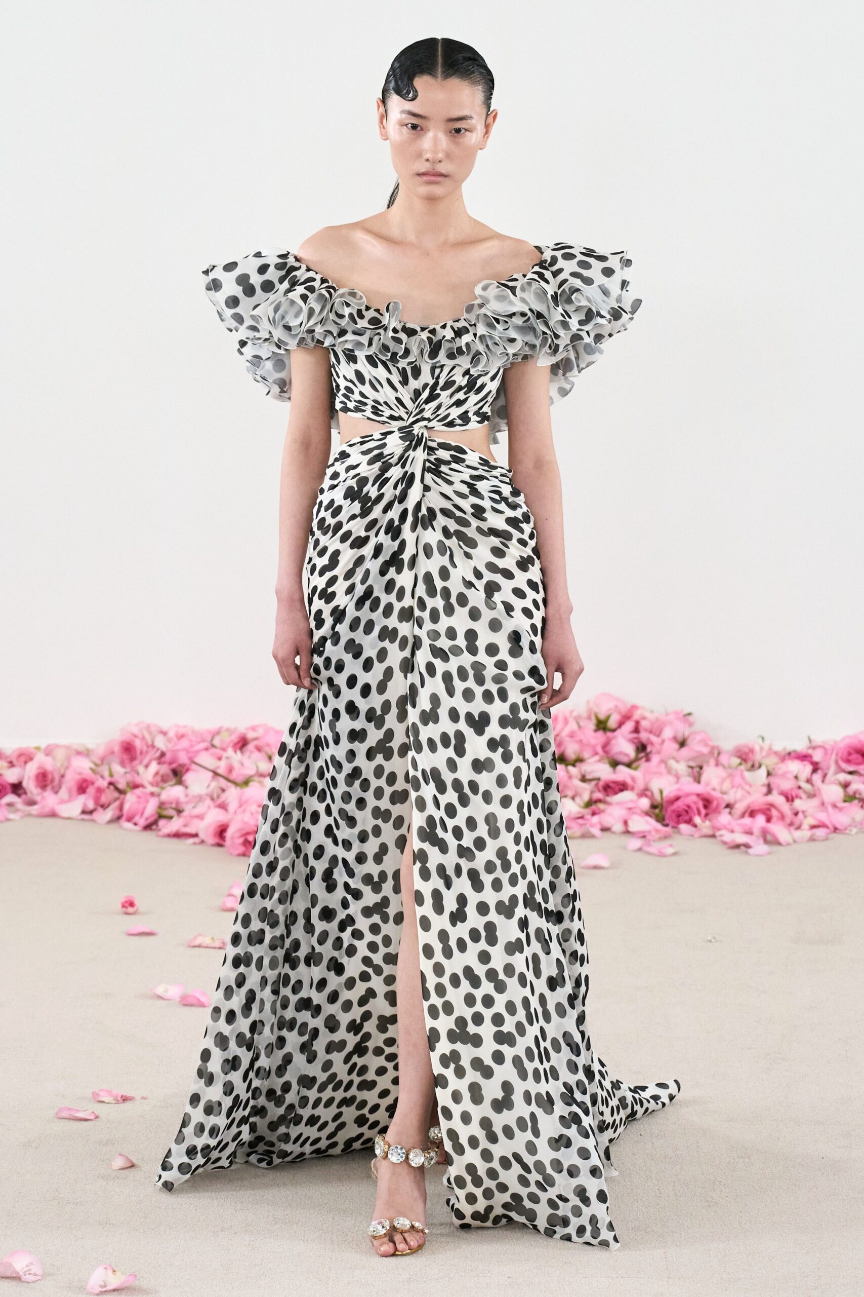 Giambattista Valli F/W 23 Couture Look 22