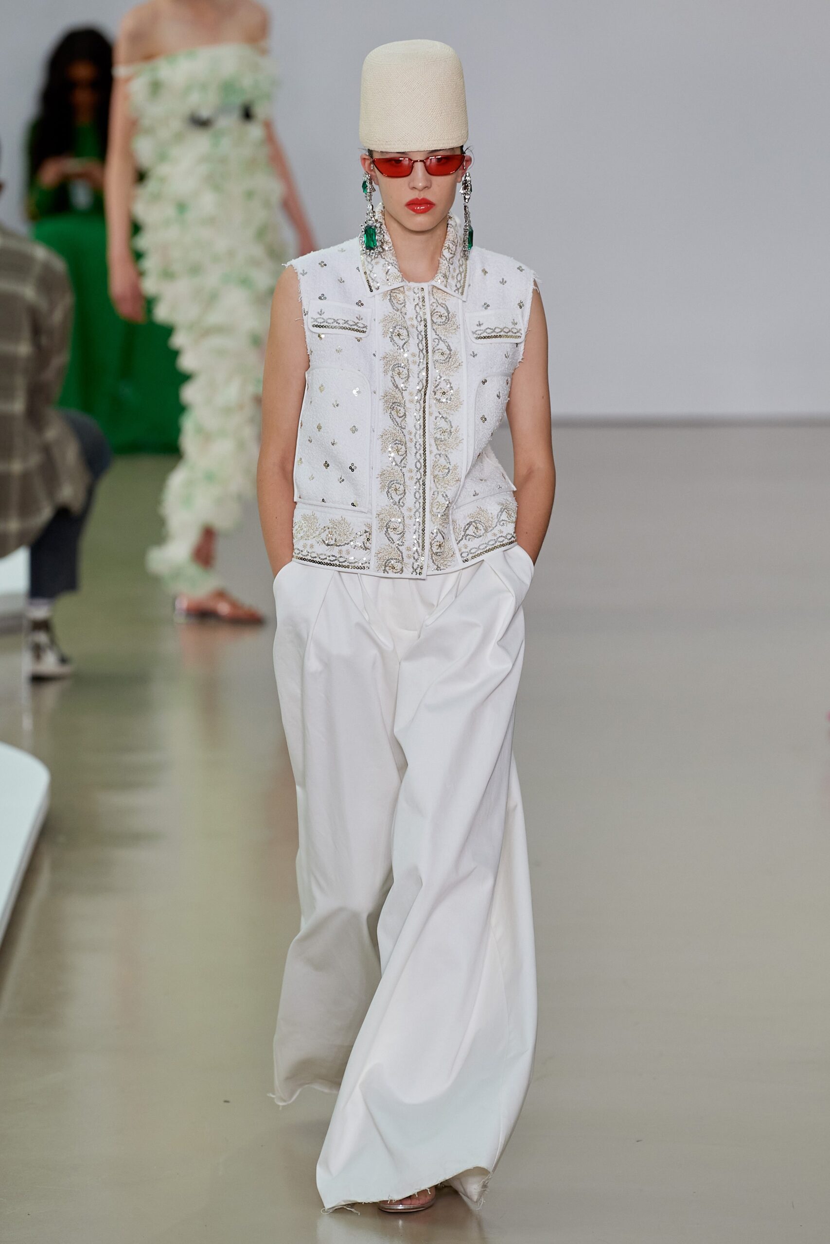 Giambattista Valli S/S 22 Look 23