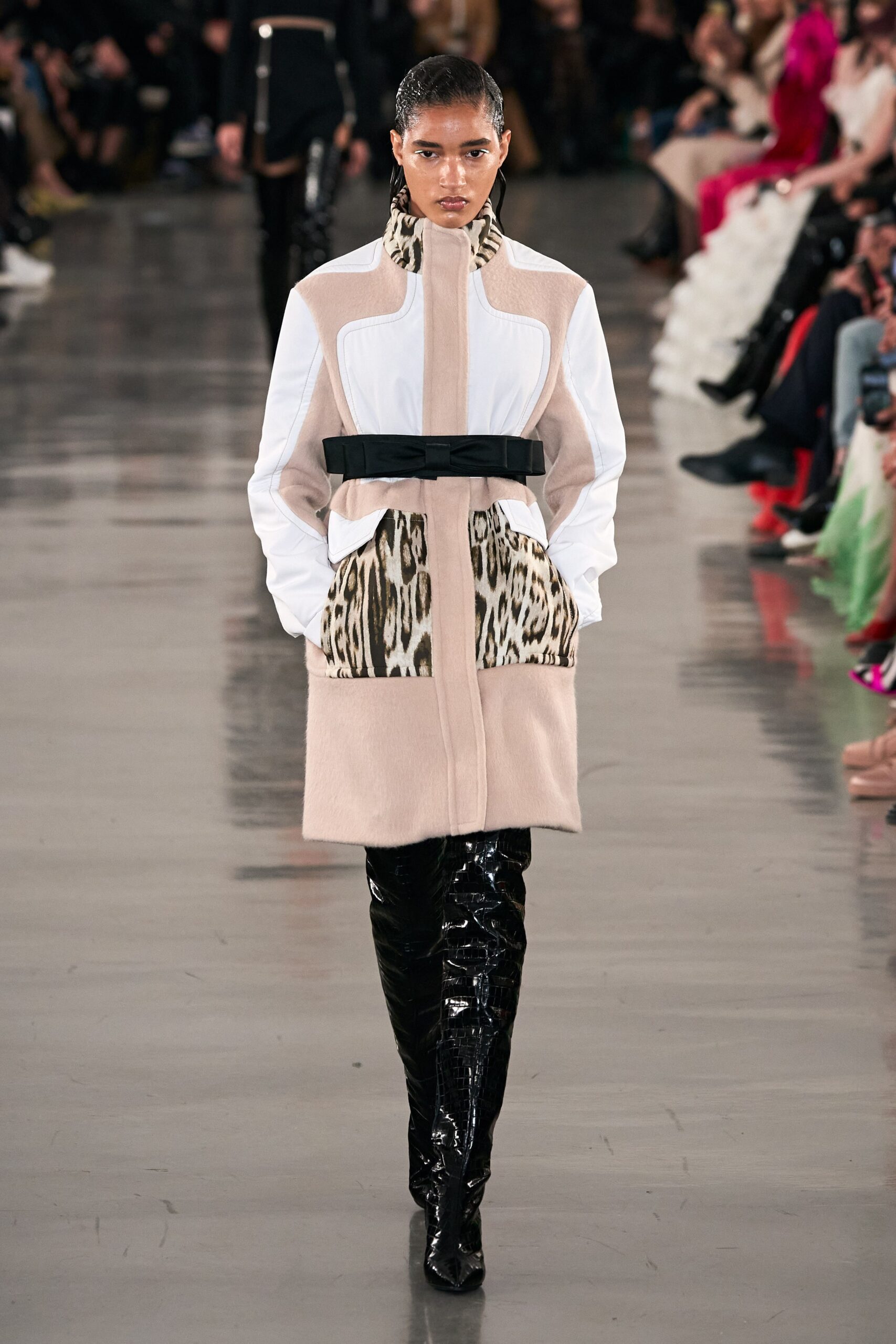 Giambattista Valli F/W 22 Look 23