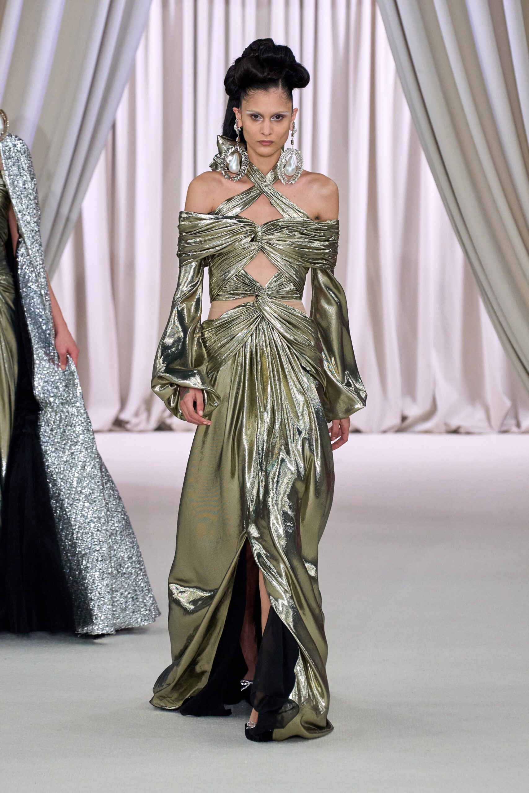 Giambattista Valli S/S 23 Couture Look 23