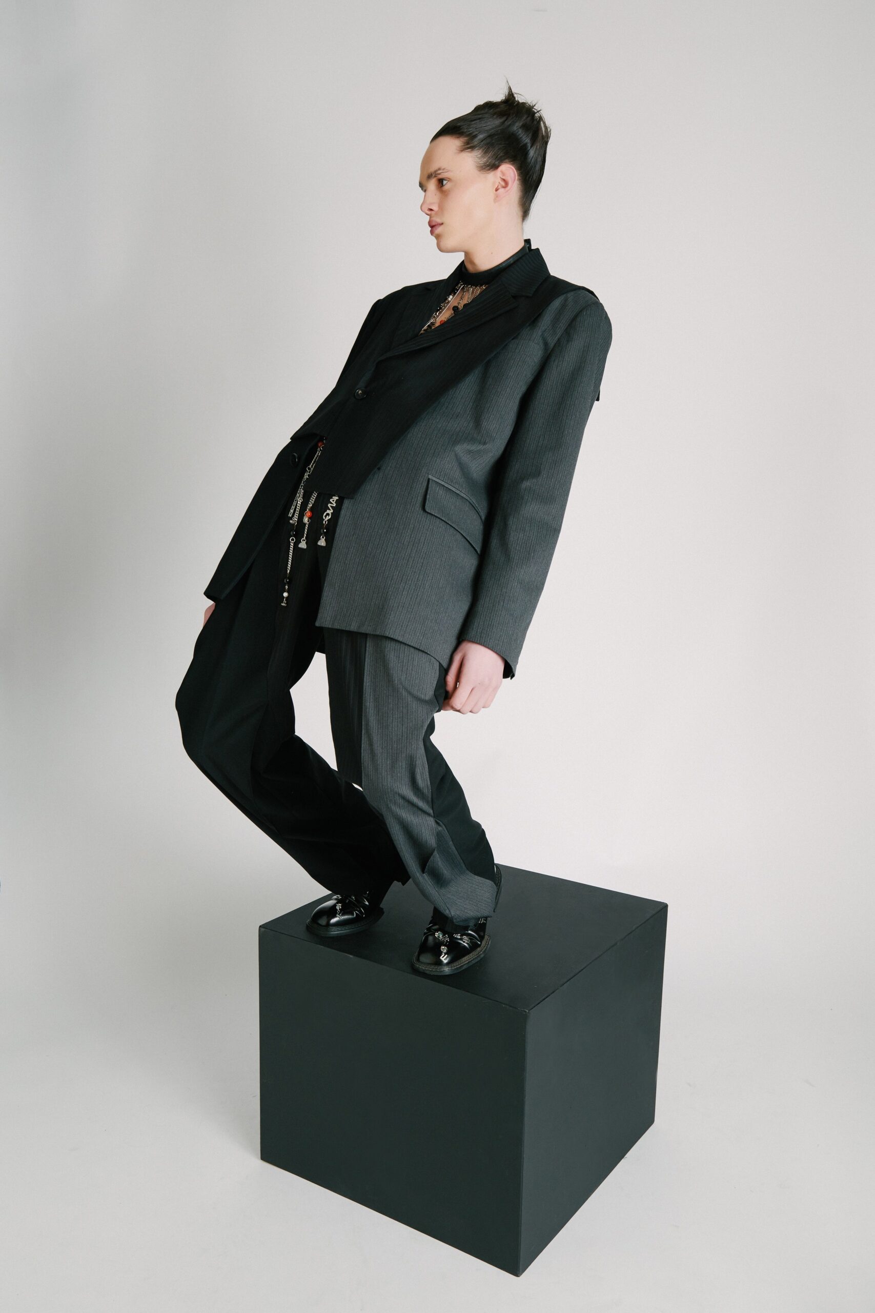 Feng Chen Wang F/W 22 Look 24
