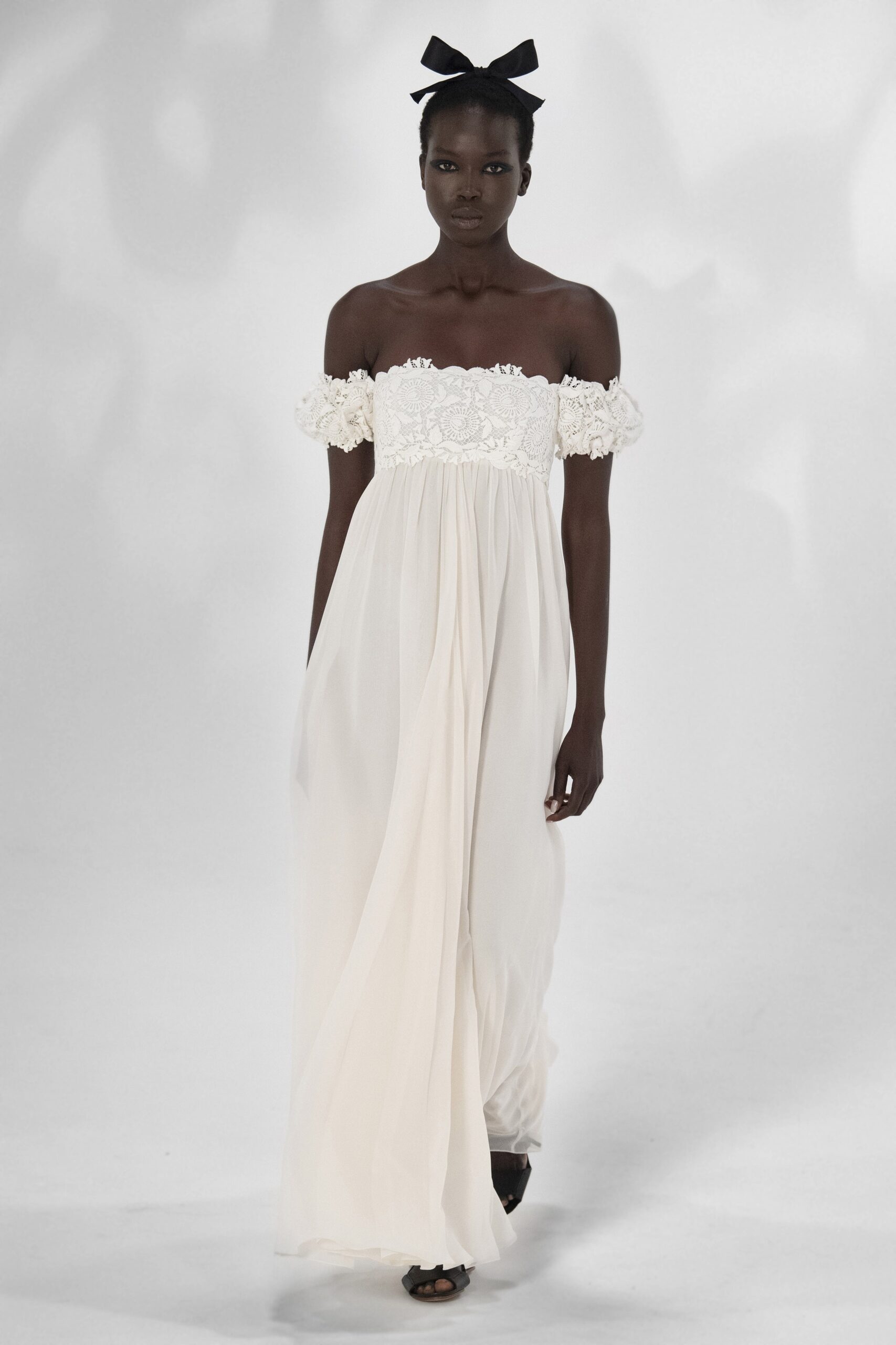 Giambattista Valli S/S 21 Look 24