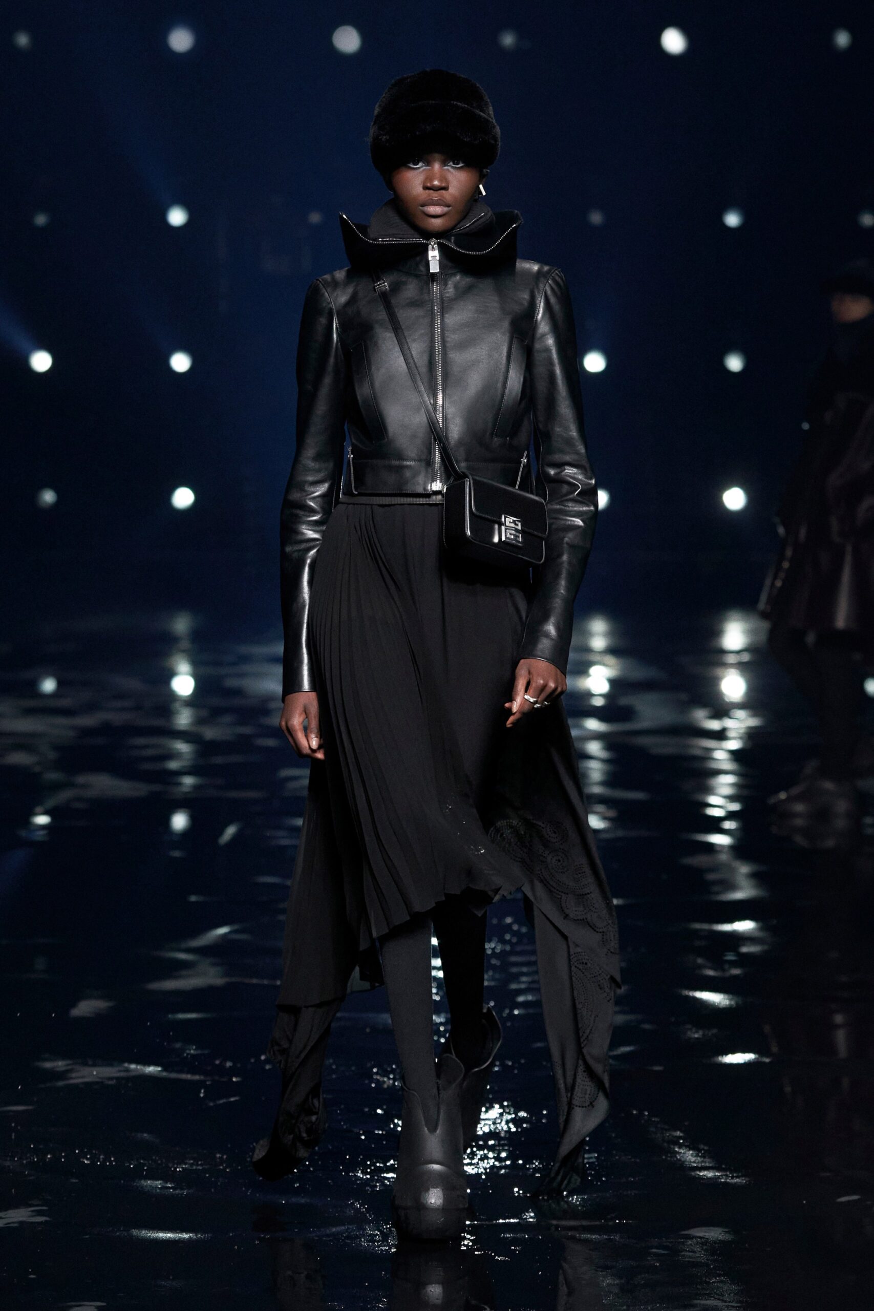 Givenchy F/W 21 Look 24
