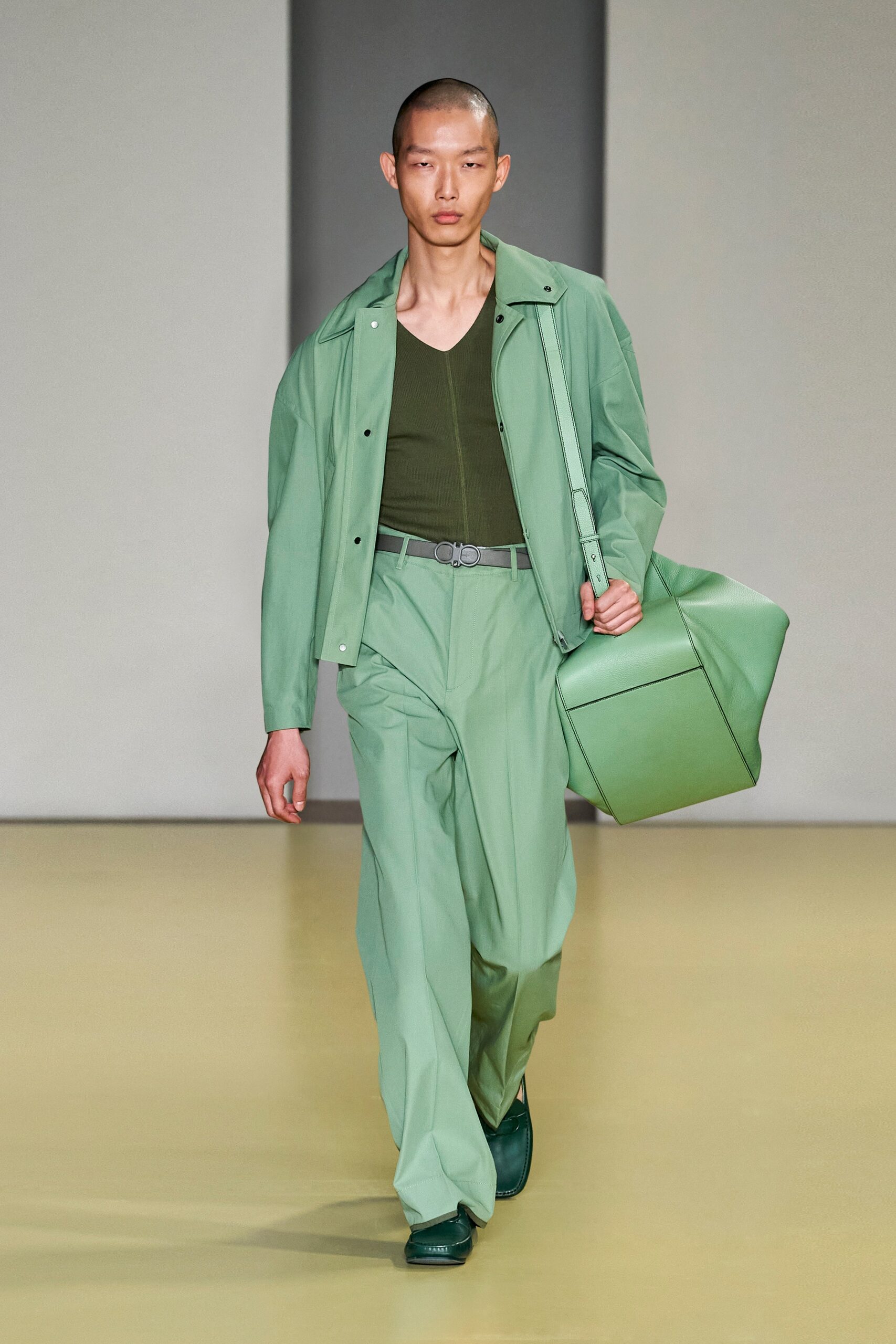 Ferragamo S/S 21 Look 24