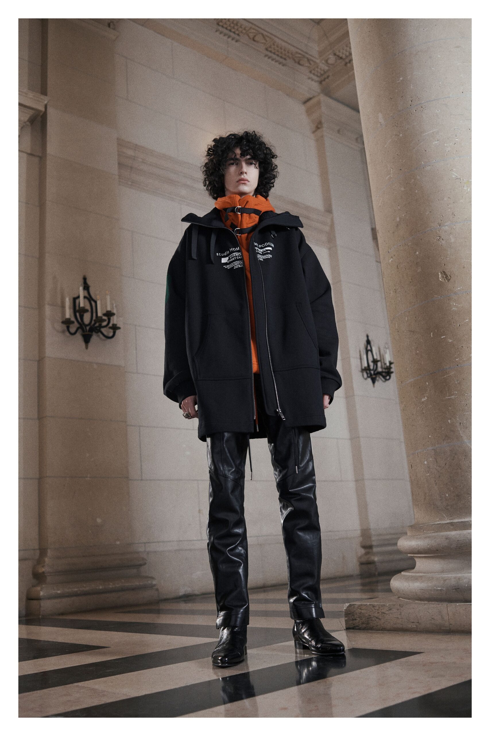 Givenchy F/W 19 Menswear Look 24