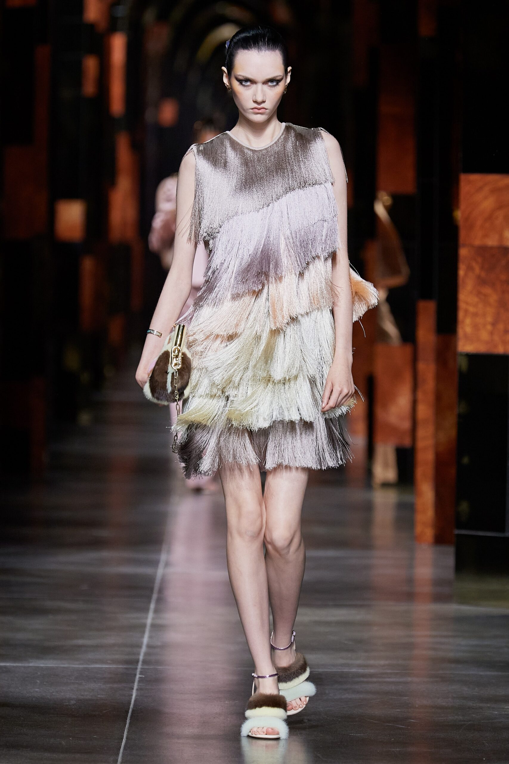 Fendi S/S 22 Look 25