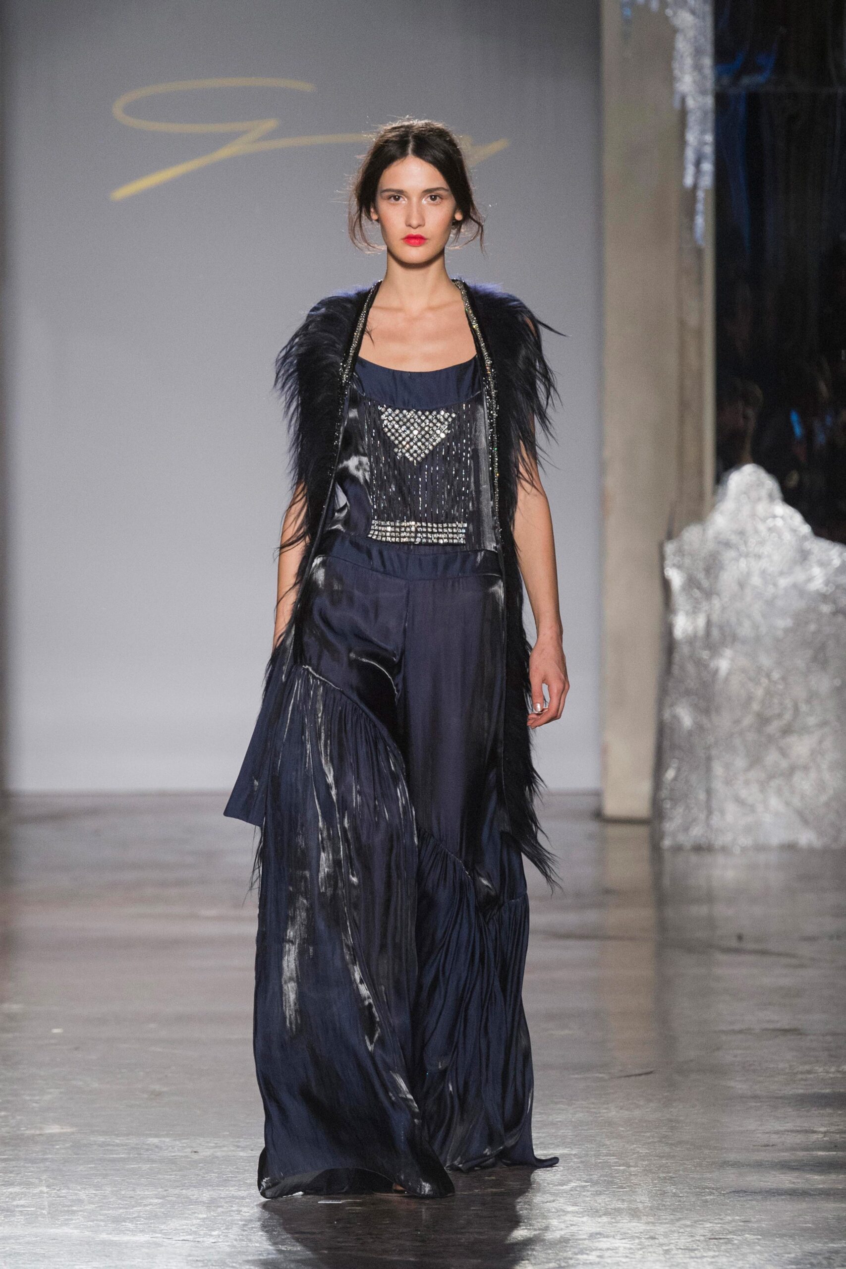 Genny F/W 19 Look 25