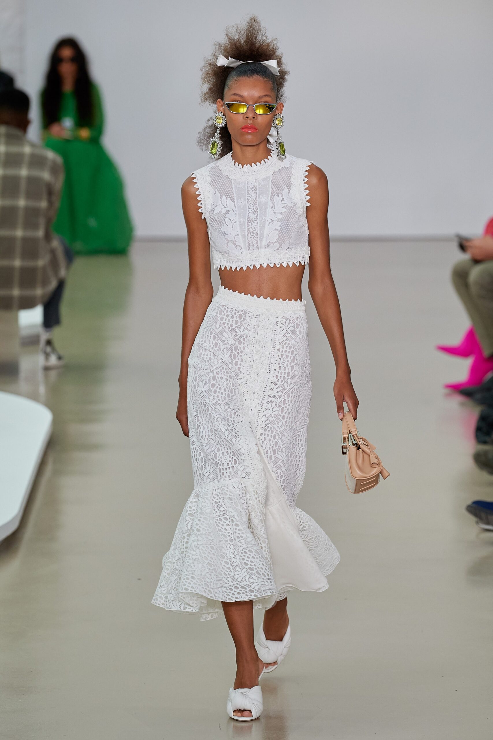 Giambattista Valli S/S 22 Look 25