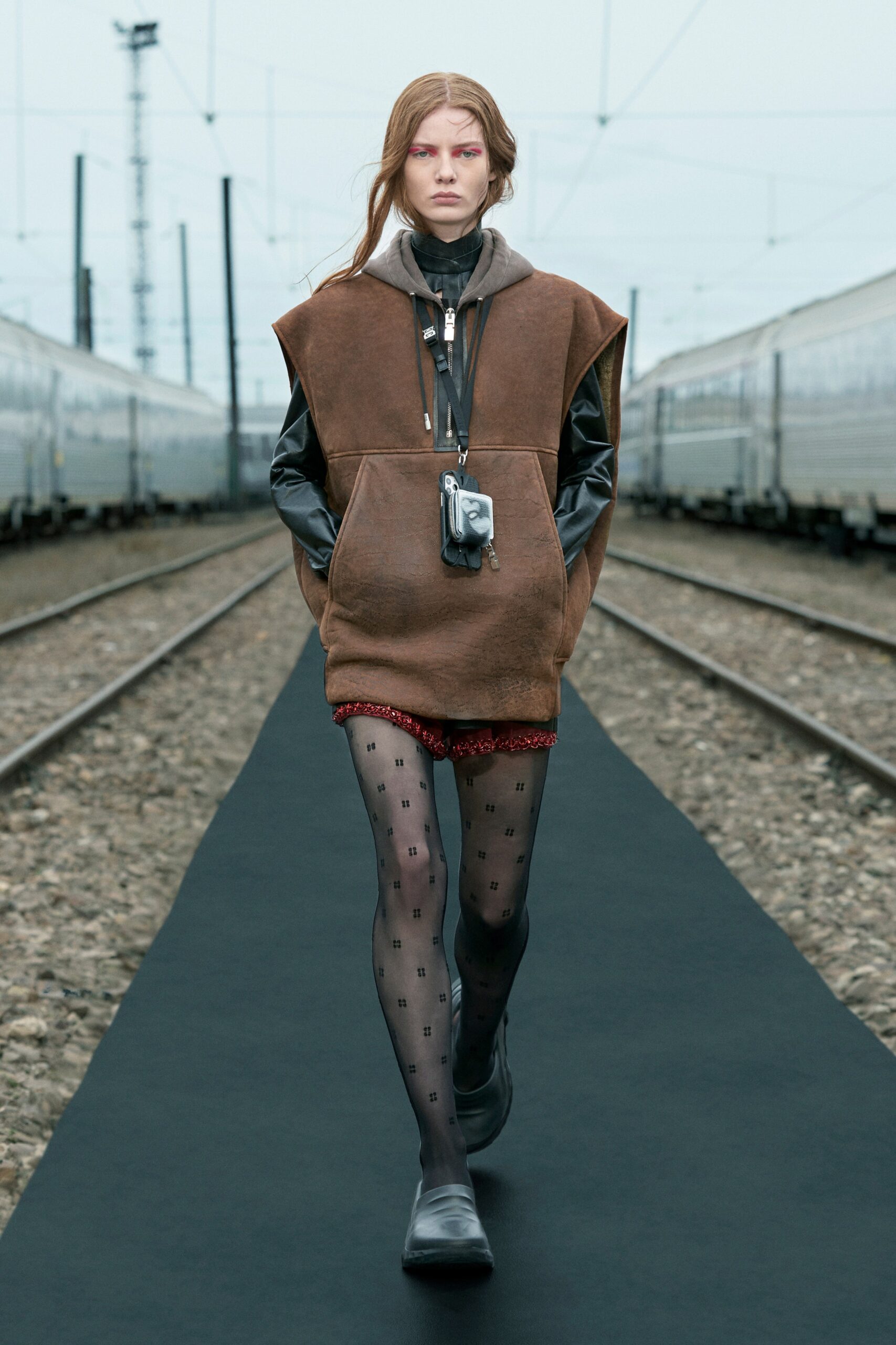 Givenchy Resort 22 Look 25
