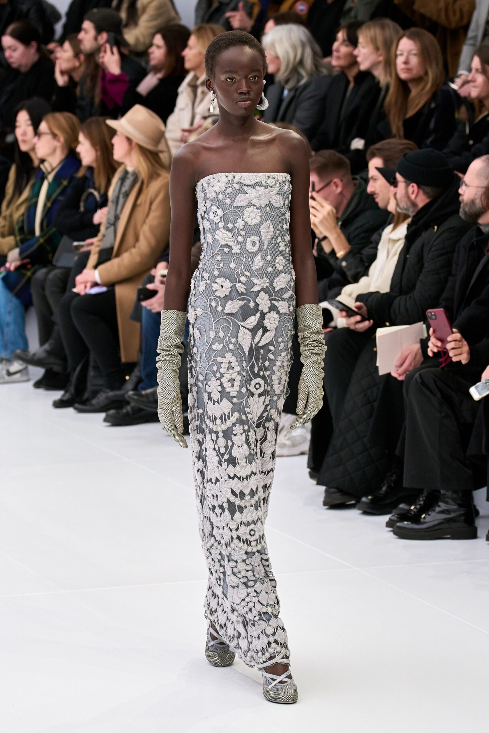 Fendi S/S 23 Couture Look 25