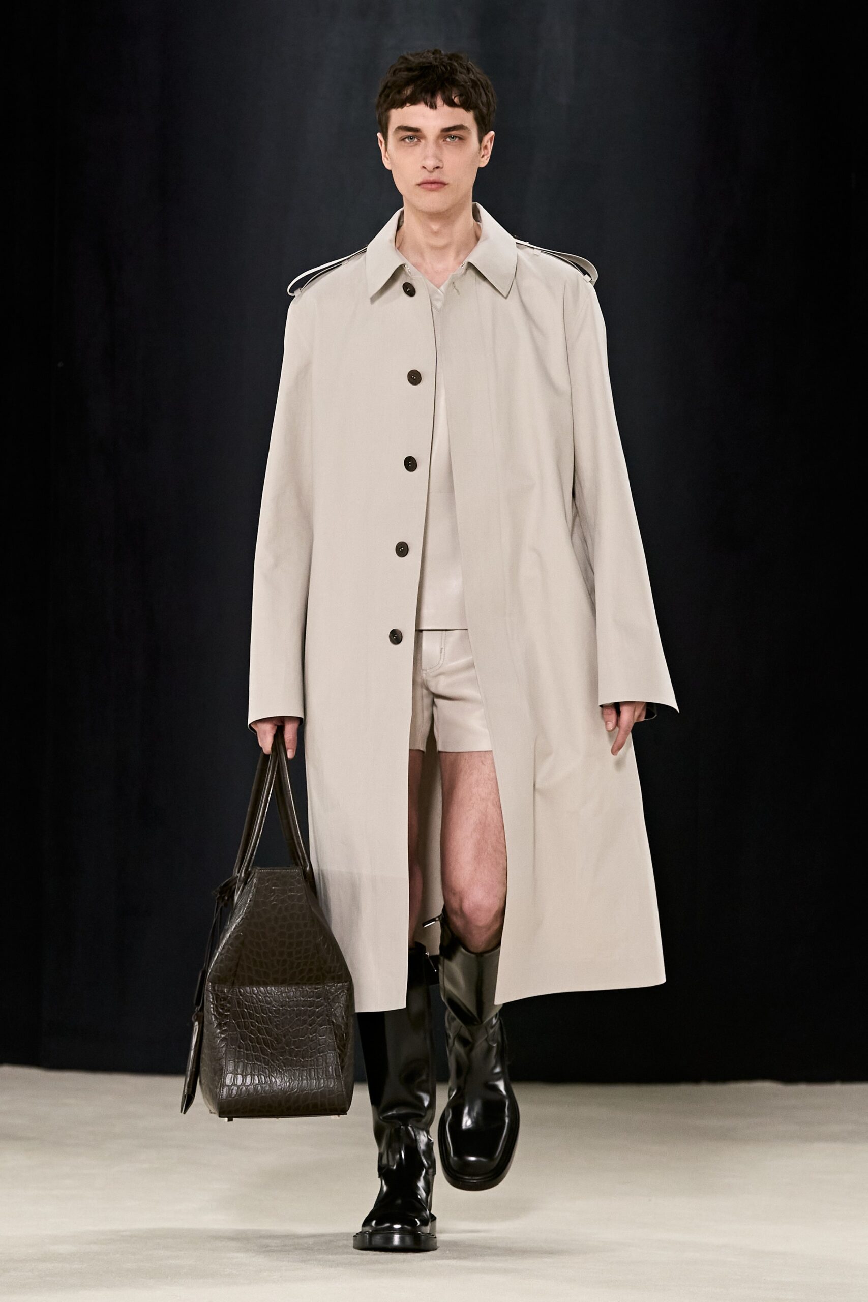 Ferragamo F/W 23 Look 25