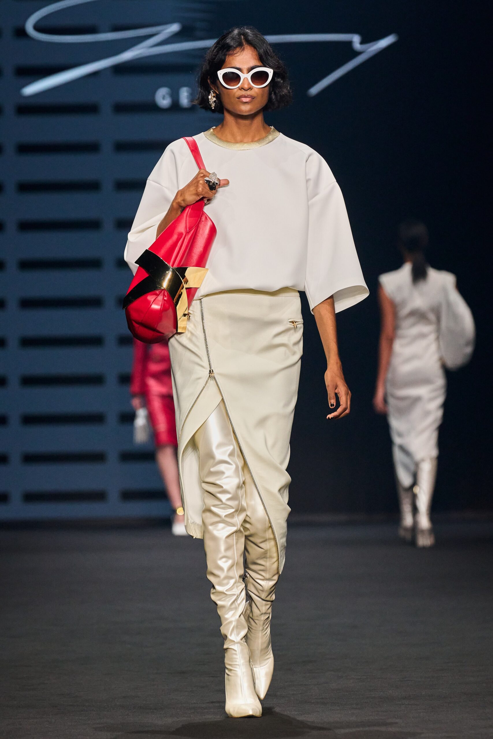 Genny F/W 23 Look 25