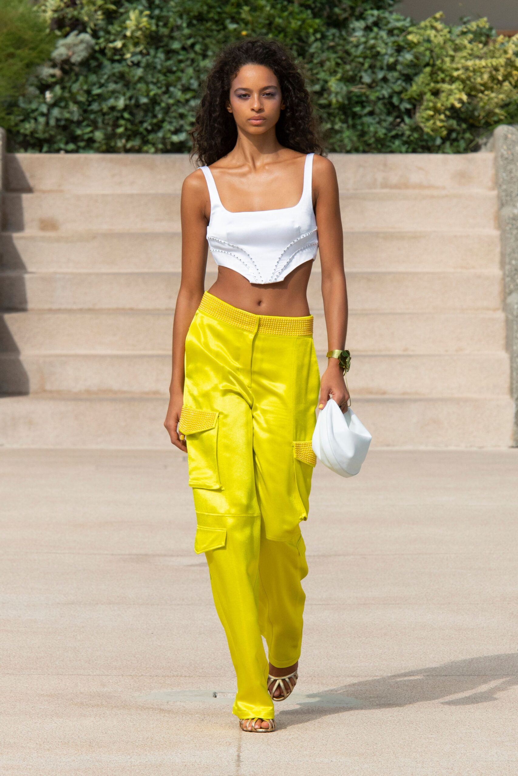 Genny S/S 23 Look 25