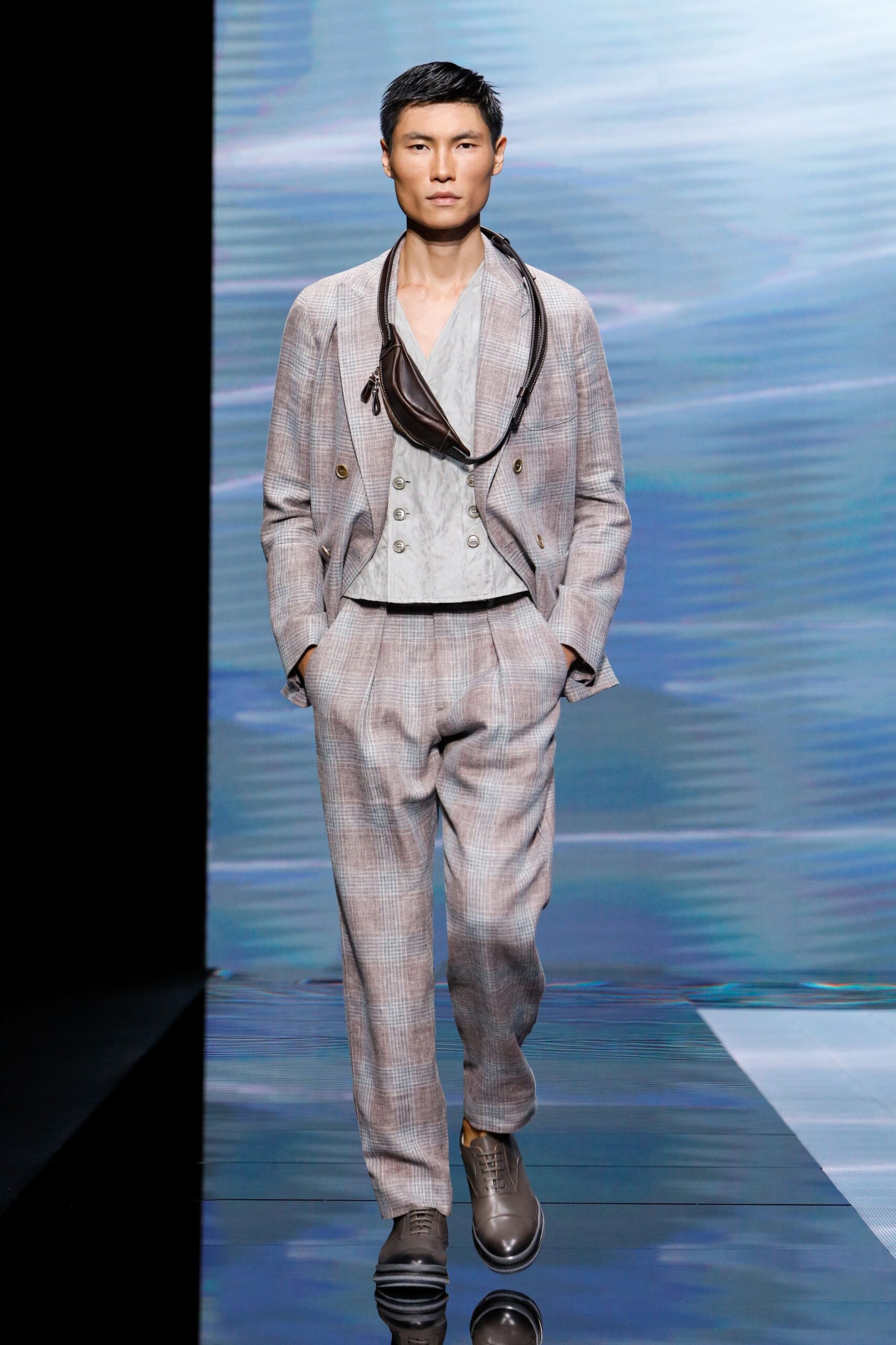 Giorgio Armani S/S 21 Look 25