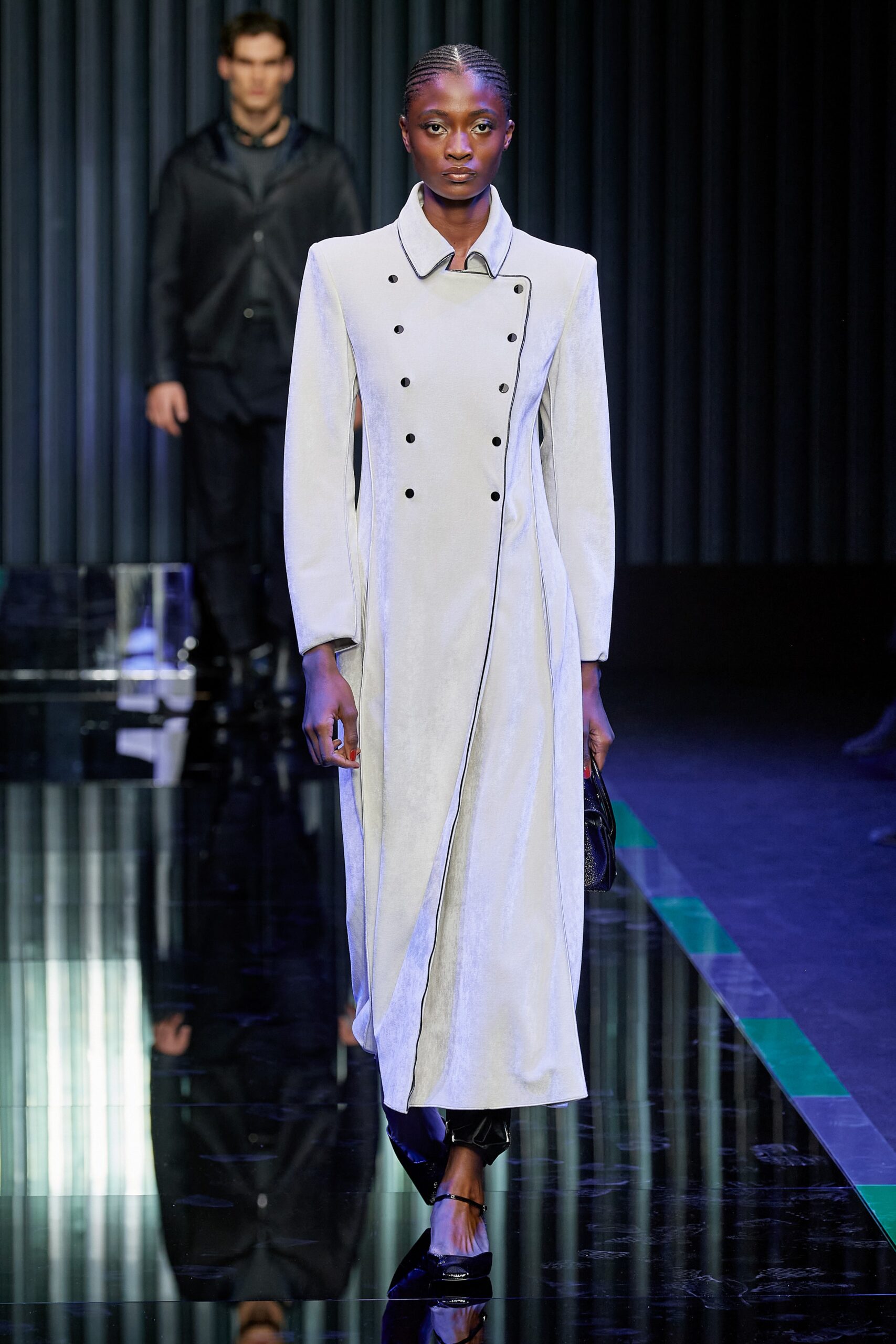 Giorgio Armani F/W 22 Look 25