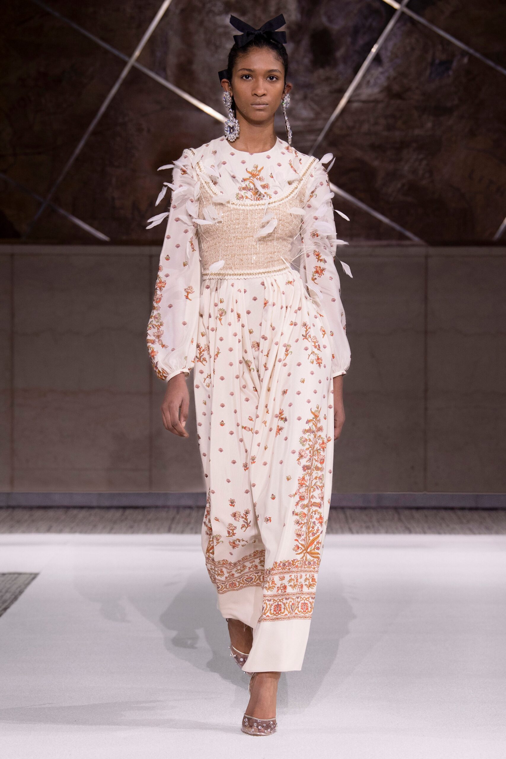 Giambattista Valli F/W 22 Look 26