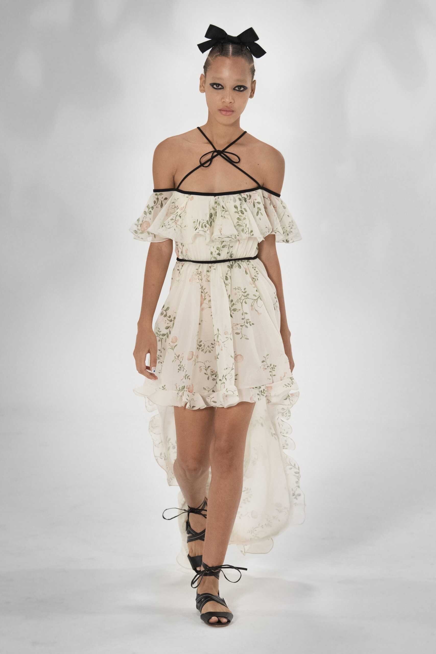 Giambattista Valli S/S 21 Look 26