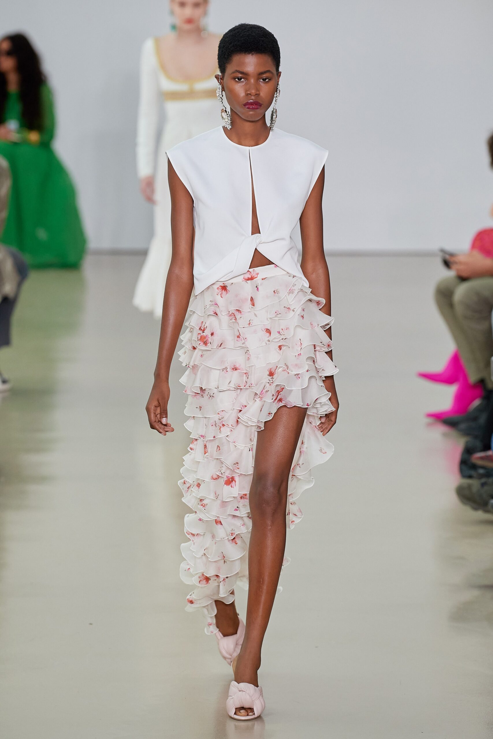Giambattista Valli S/S 22 Look 26