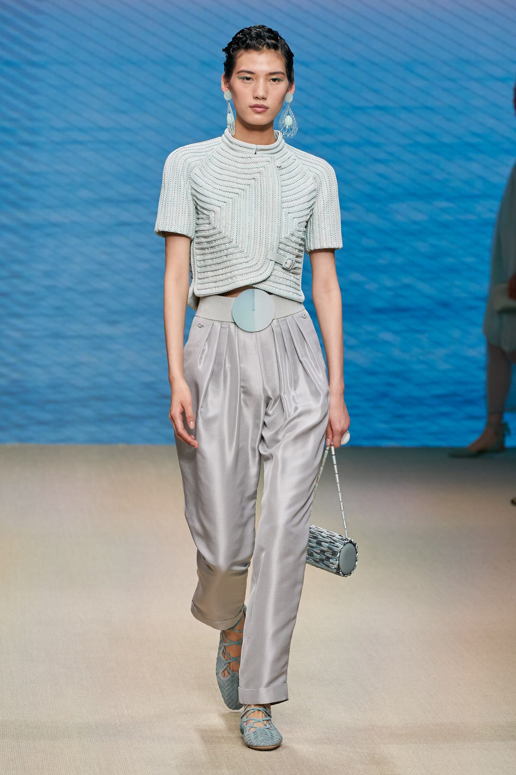 Giorgio Armani S/S 22 Look 26