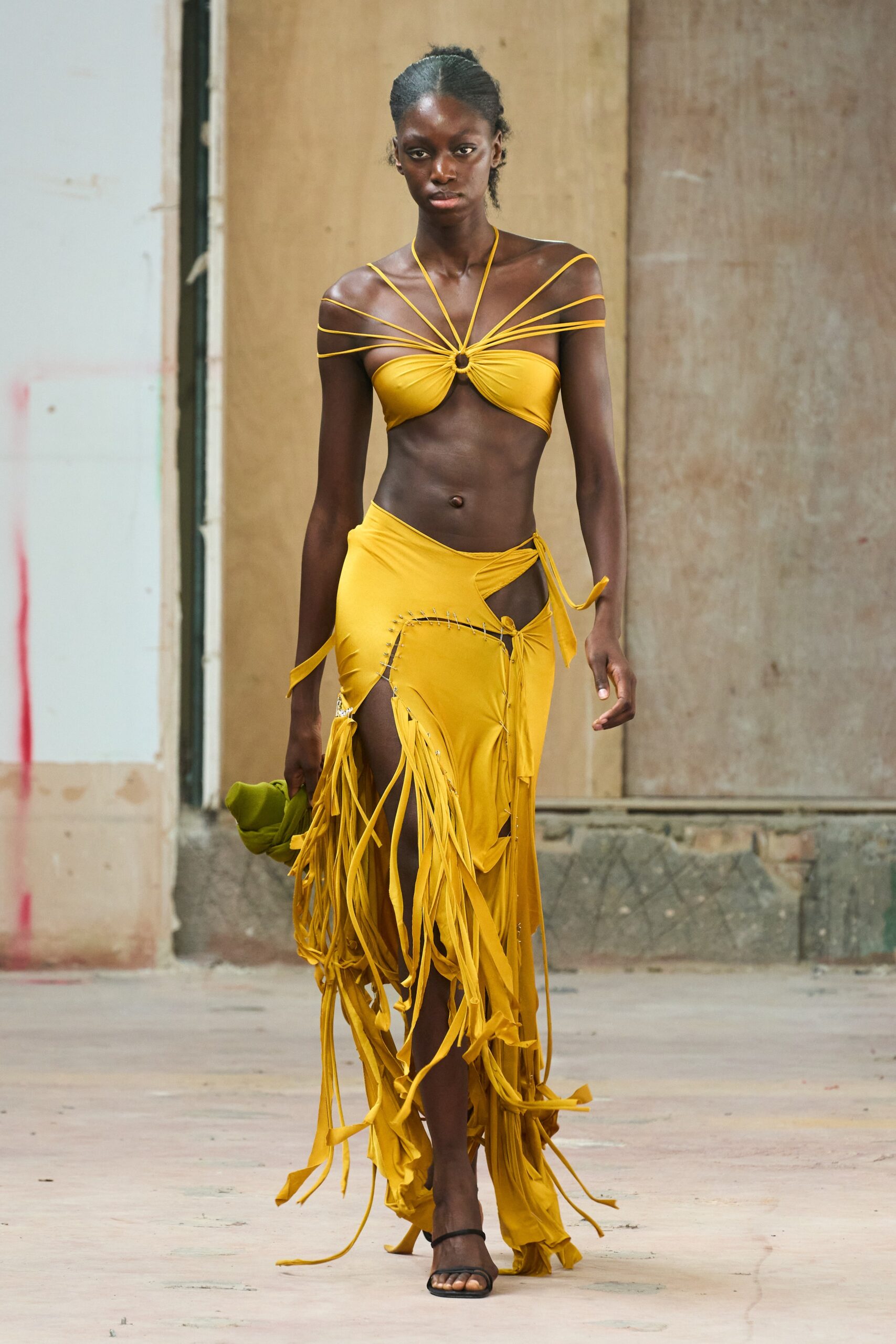 Fashion East S/S 23 Look 25