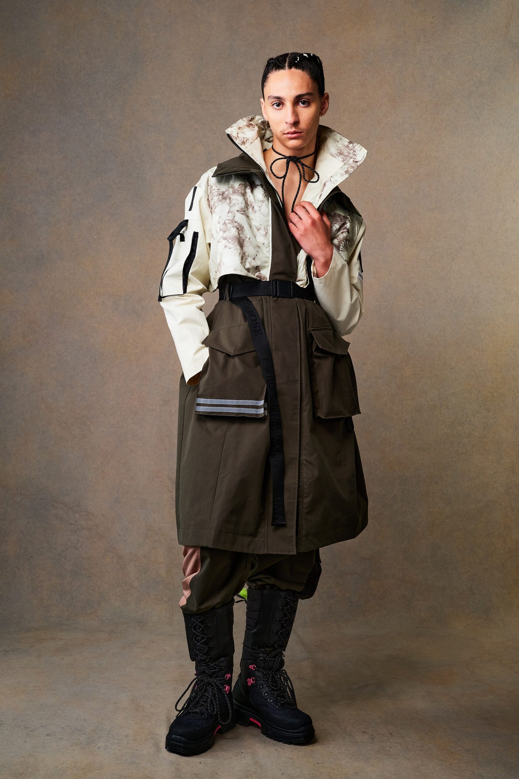 Feng Chen Wang S/S 23 Menswear Look 25