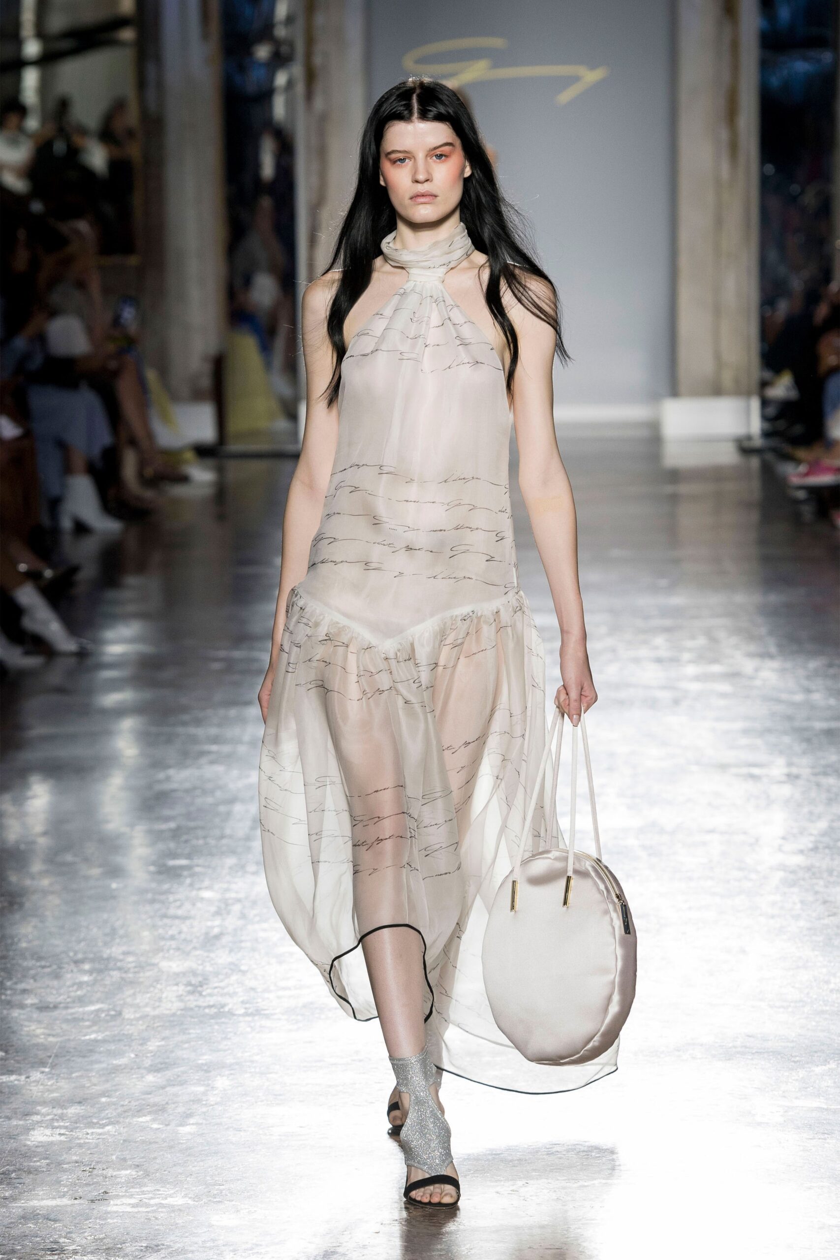 Genny S/S 19 Look 26