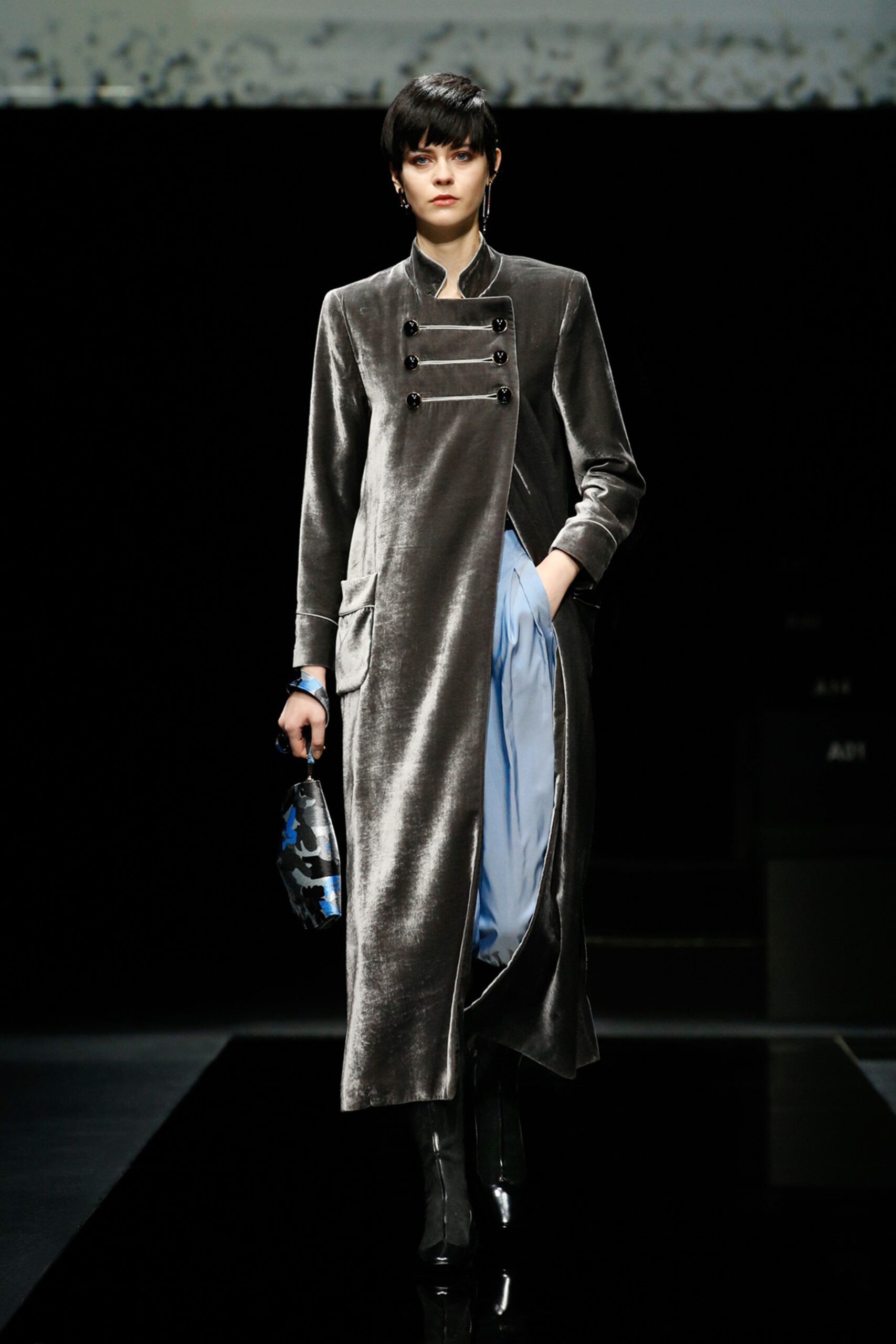 Giorgio Armani F/W 20 Look 26