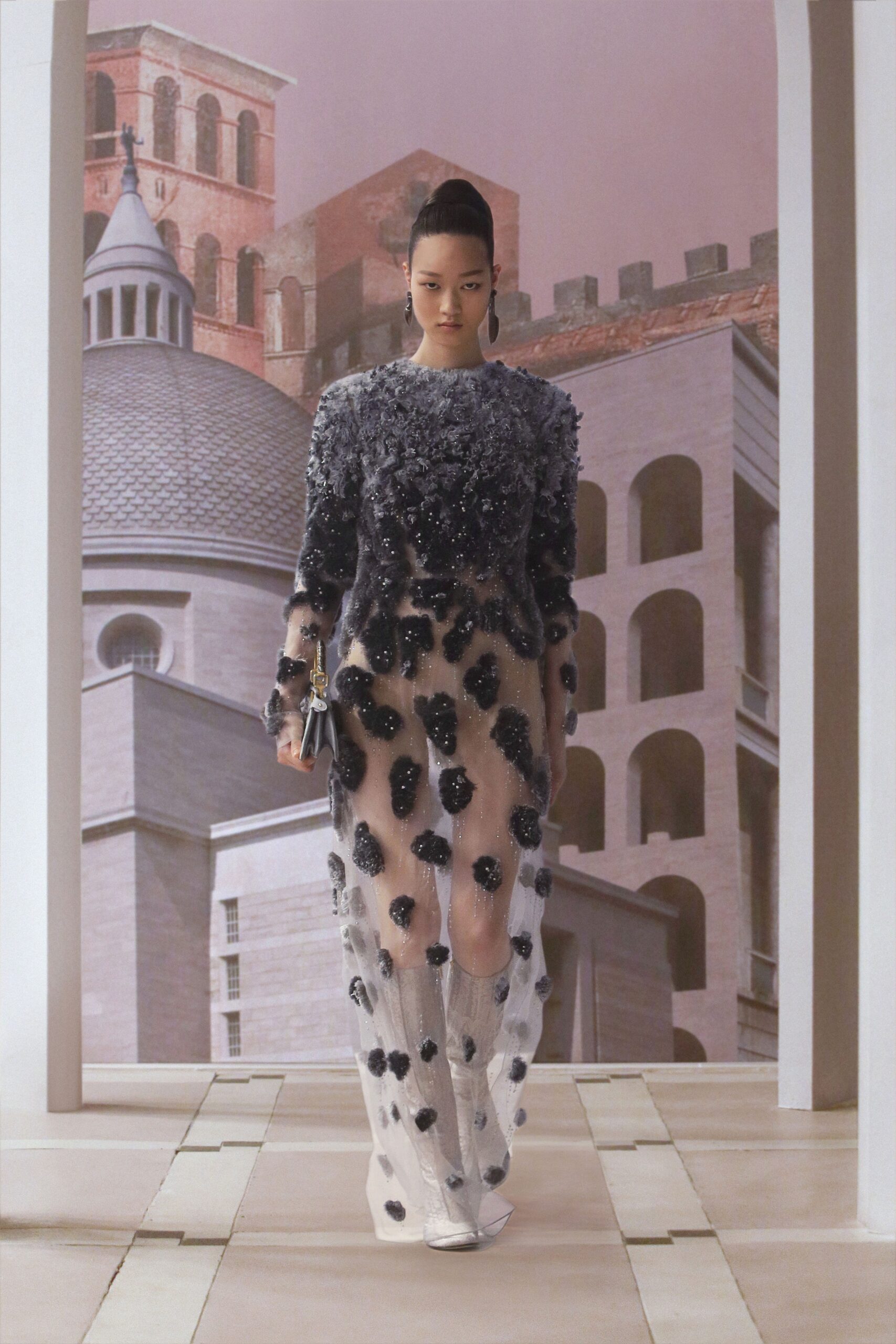 Fendi F/W 21 Couture Look 28
